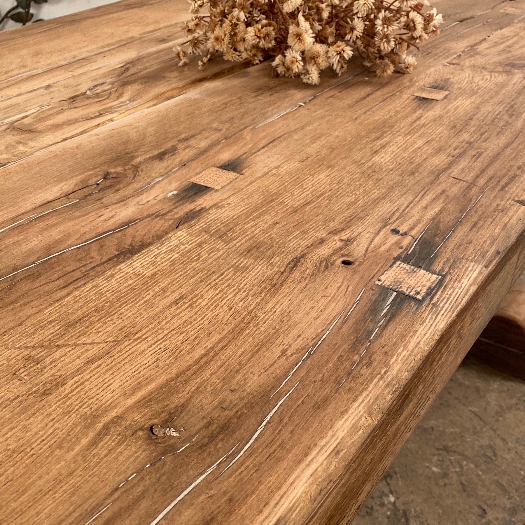 massive-farm-table0004