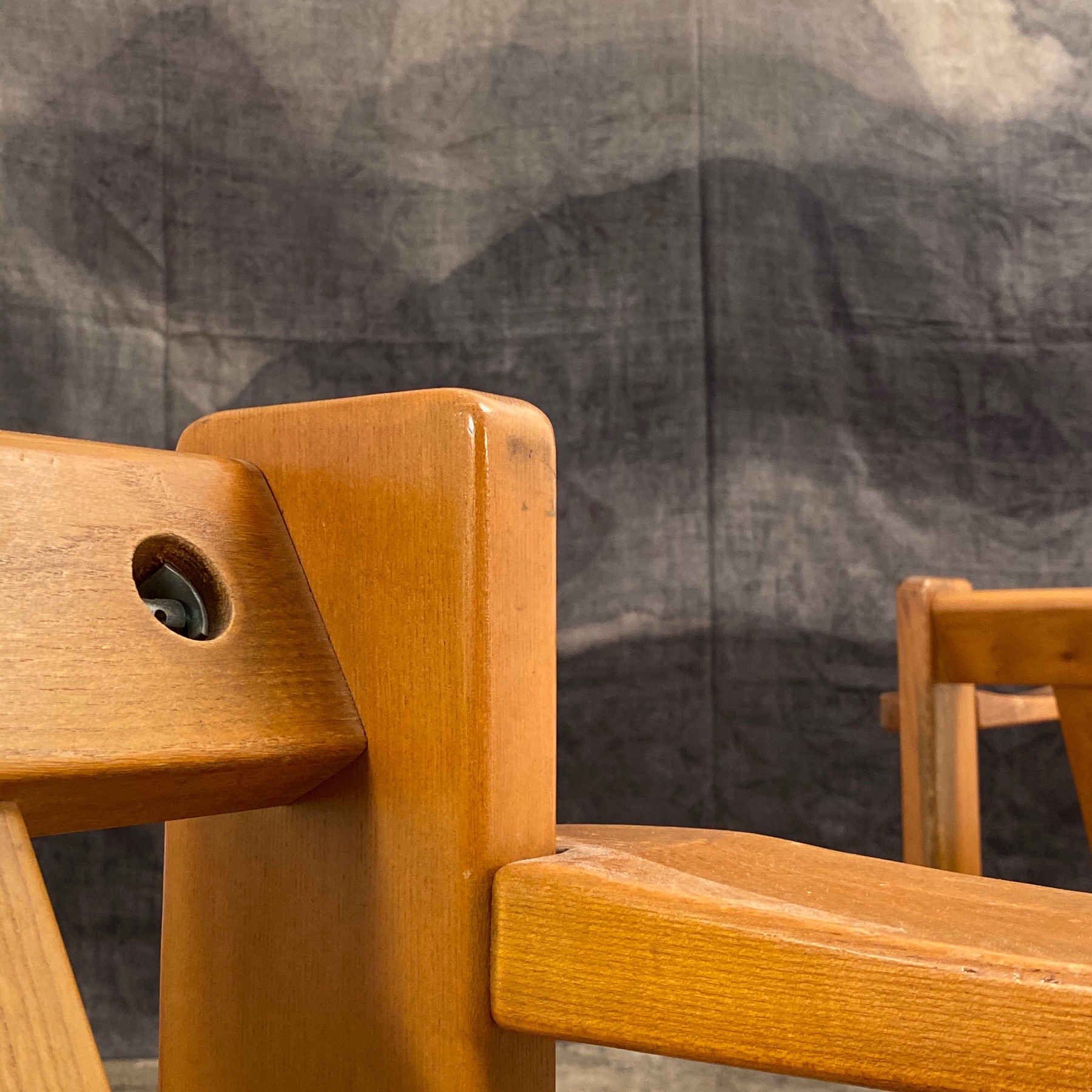 midcentury-armchairs0004