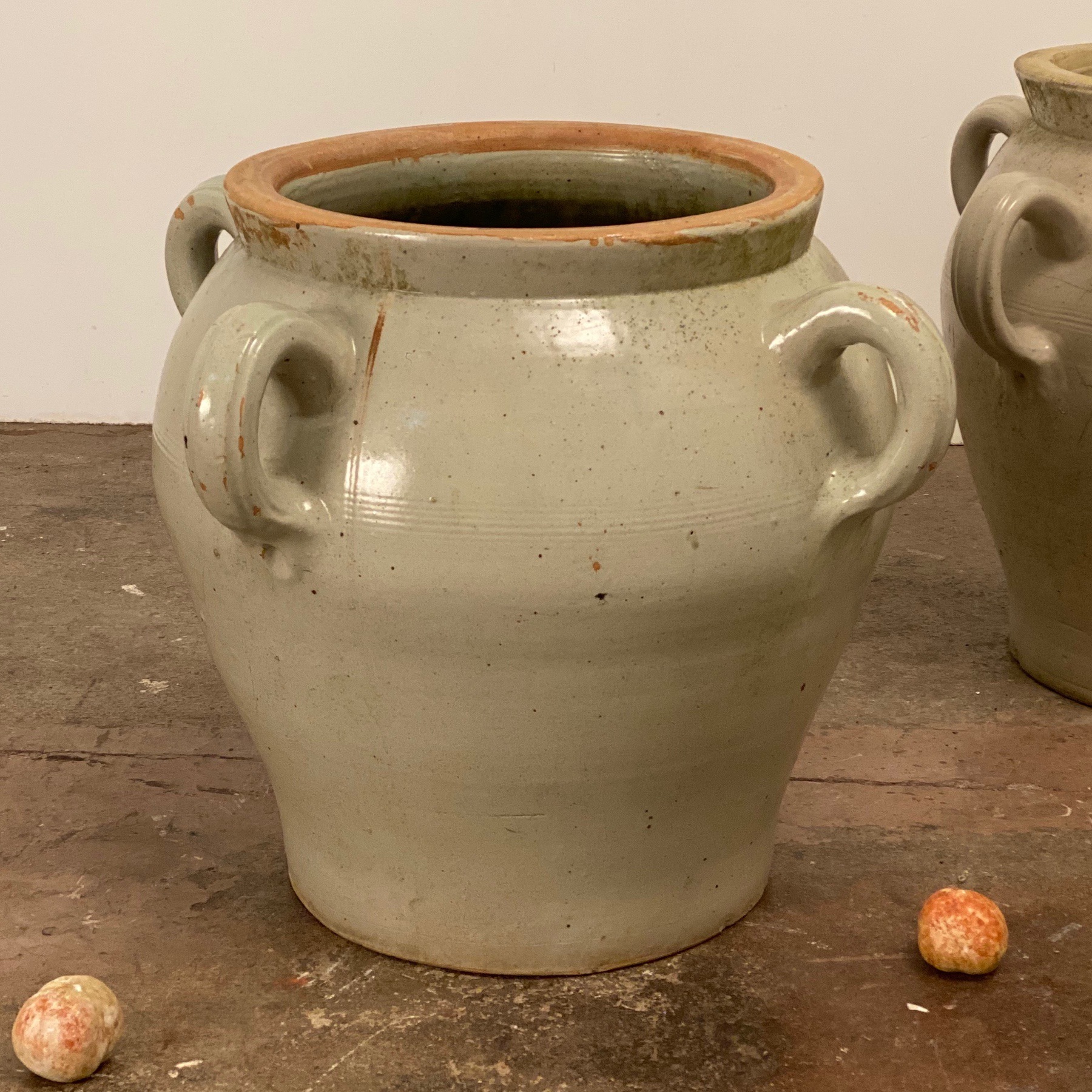 huge-standstone-pots0004