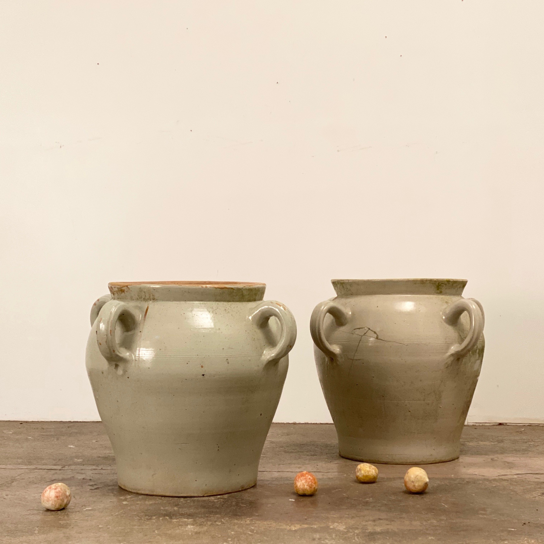 huge-standstone-pots0008