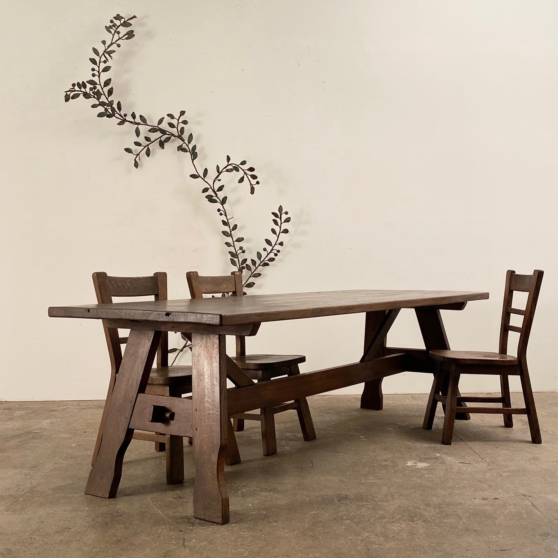 objet-vagabond-brutalist-table0004