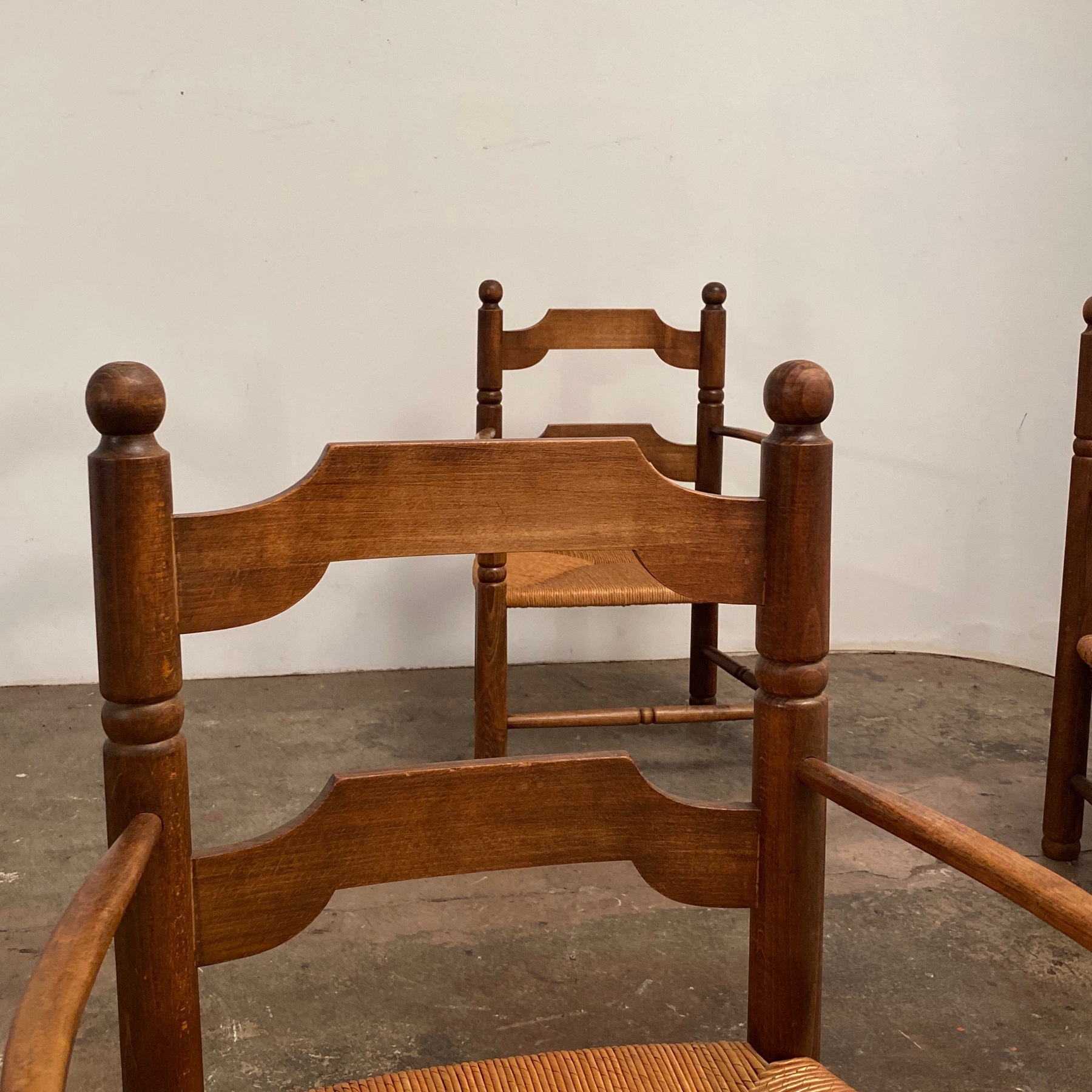 rustic-armchairs0005