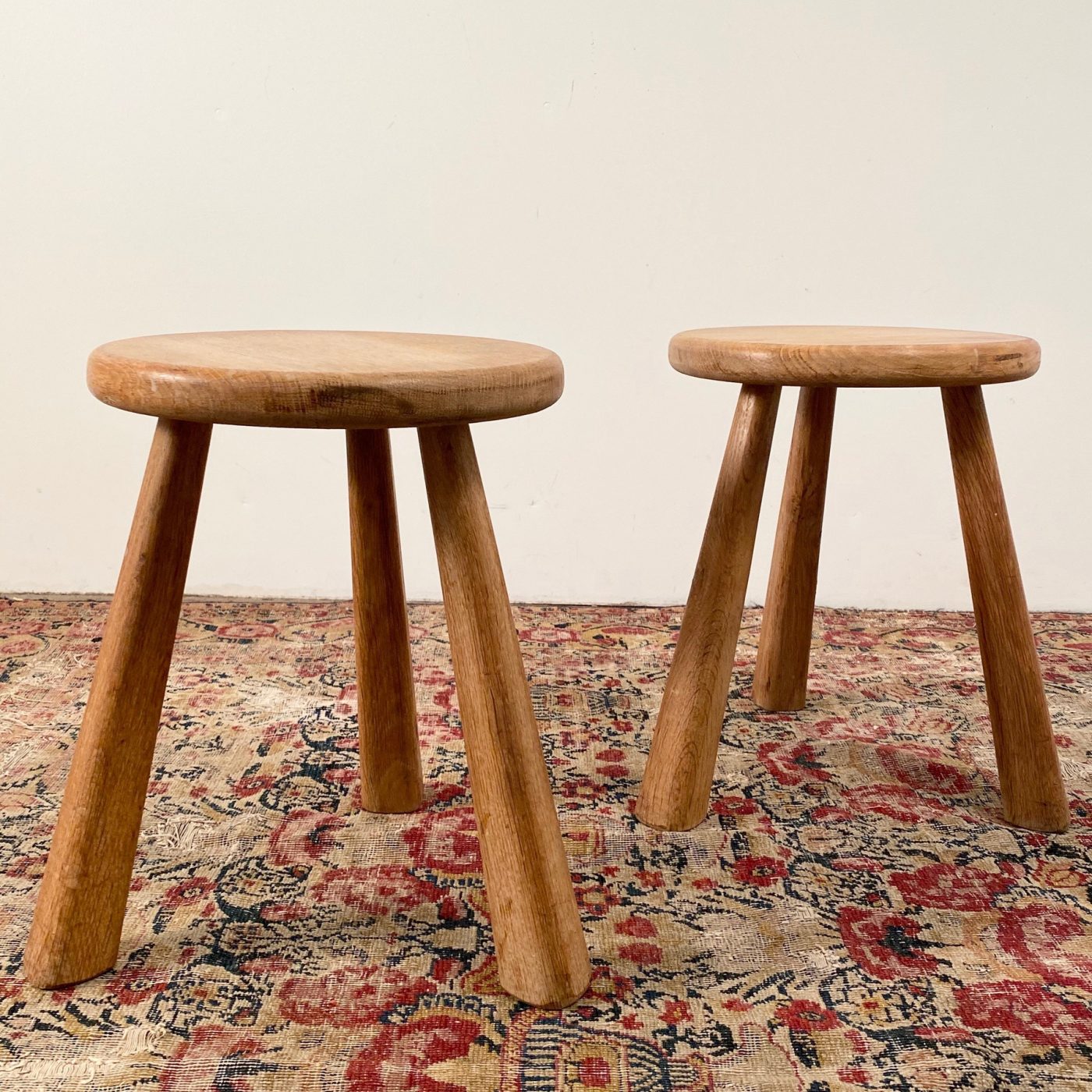 objet-vagabond-oak-stools0003