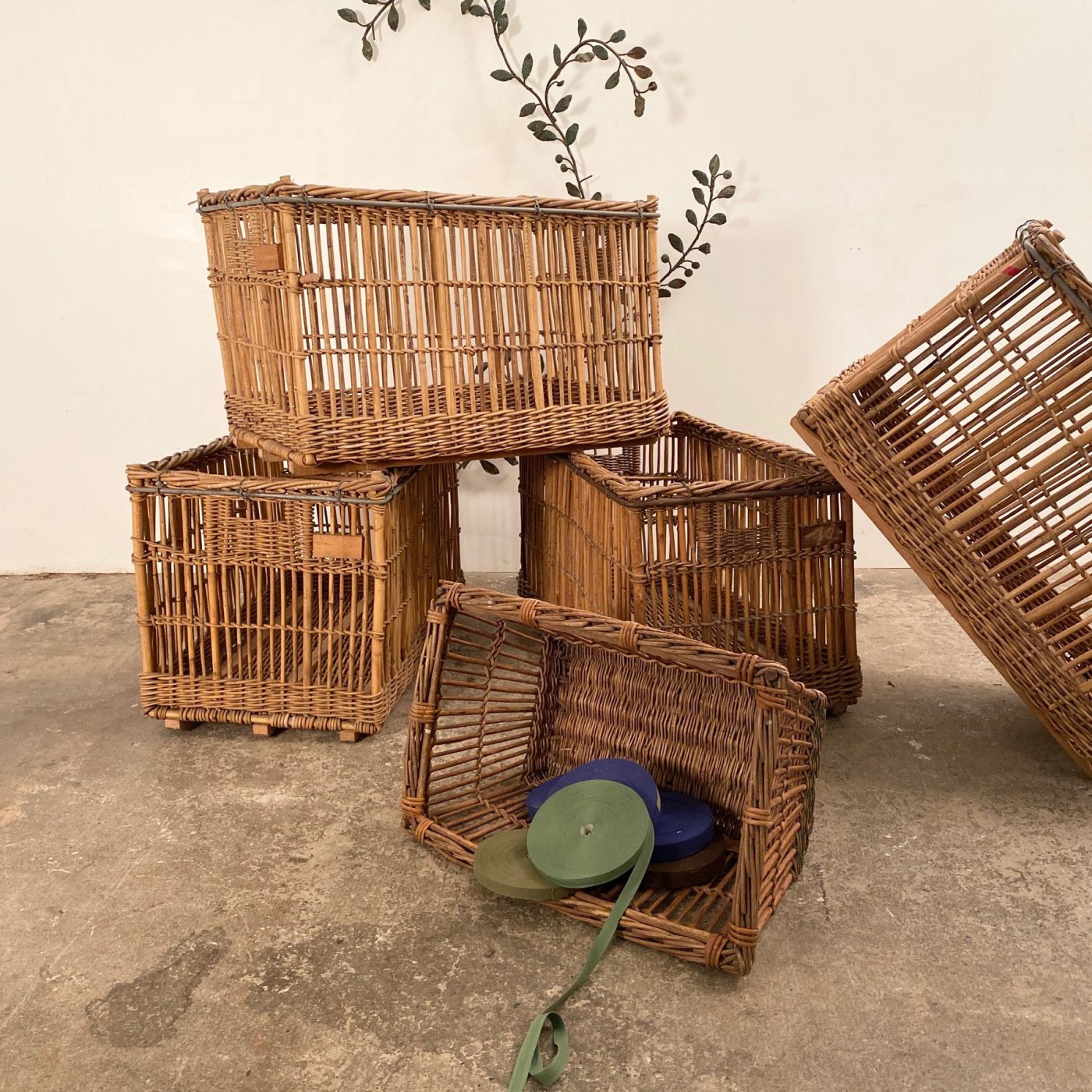 objet-vagabond-rattan-baskets0003