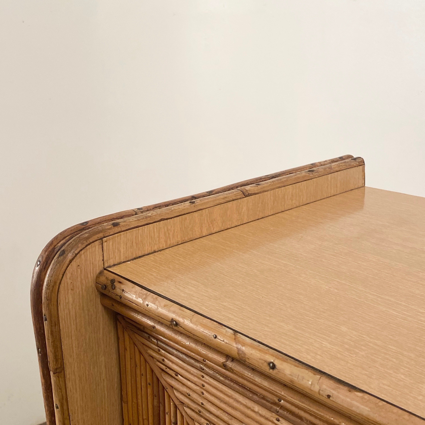 objet-vagabond-rattan-sideboard0005