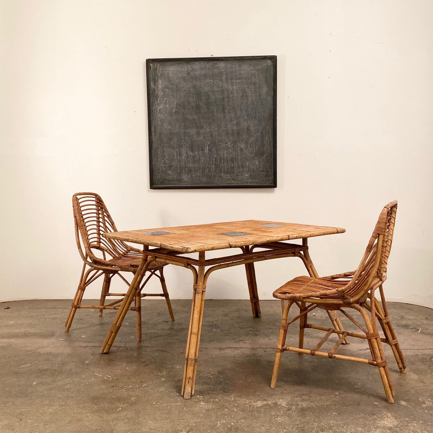 objet-vagabond-rattan-table0004