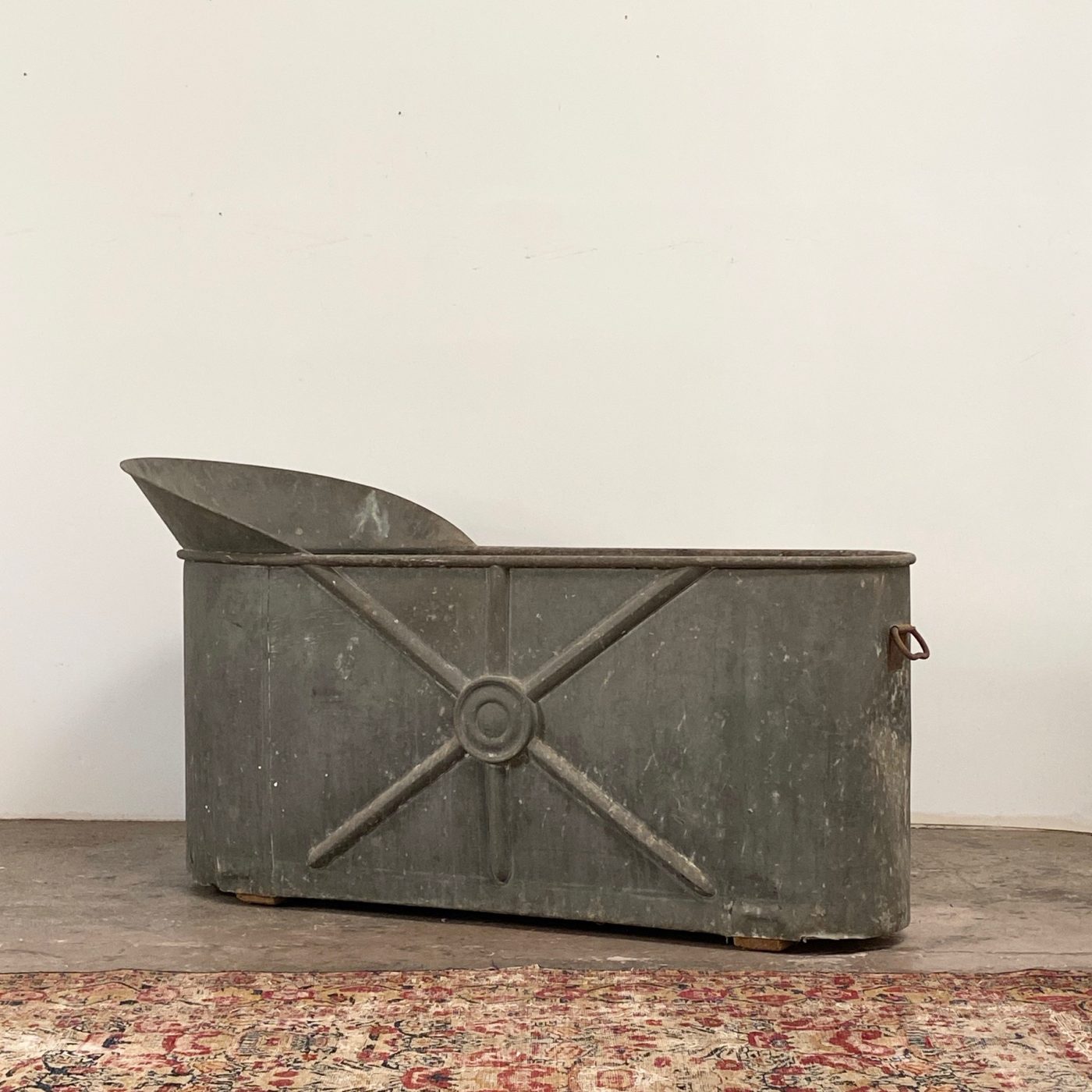 objet-vagabond-zinc-tub0004