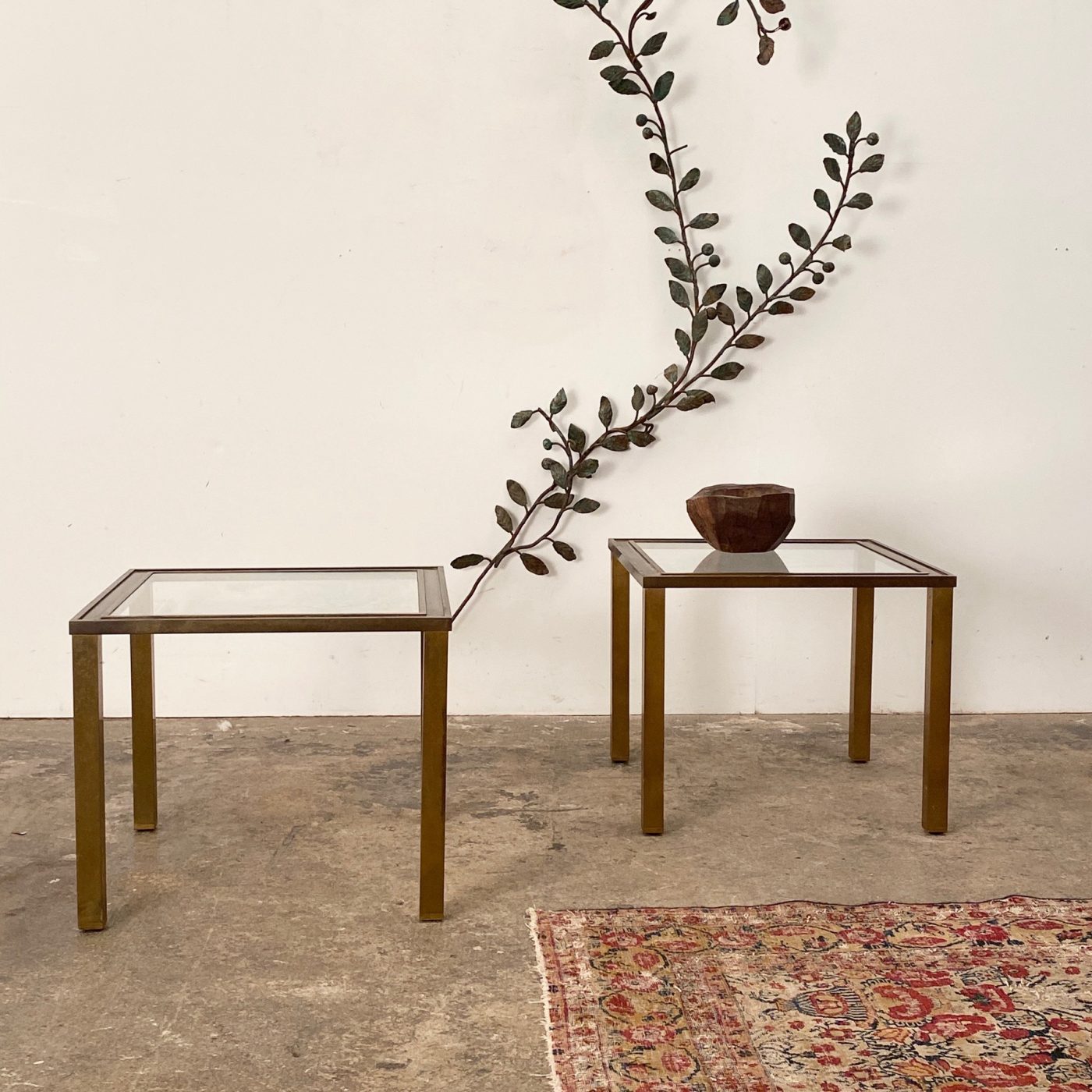 objet-vagabond-bronze-sidetables0002