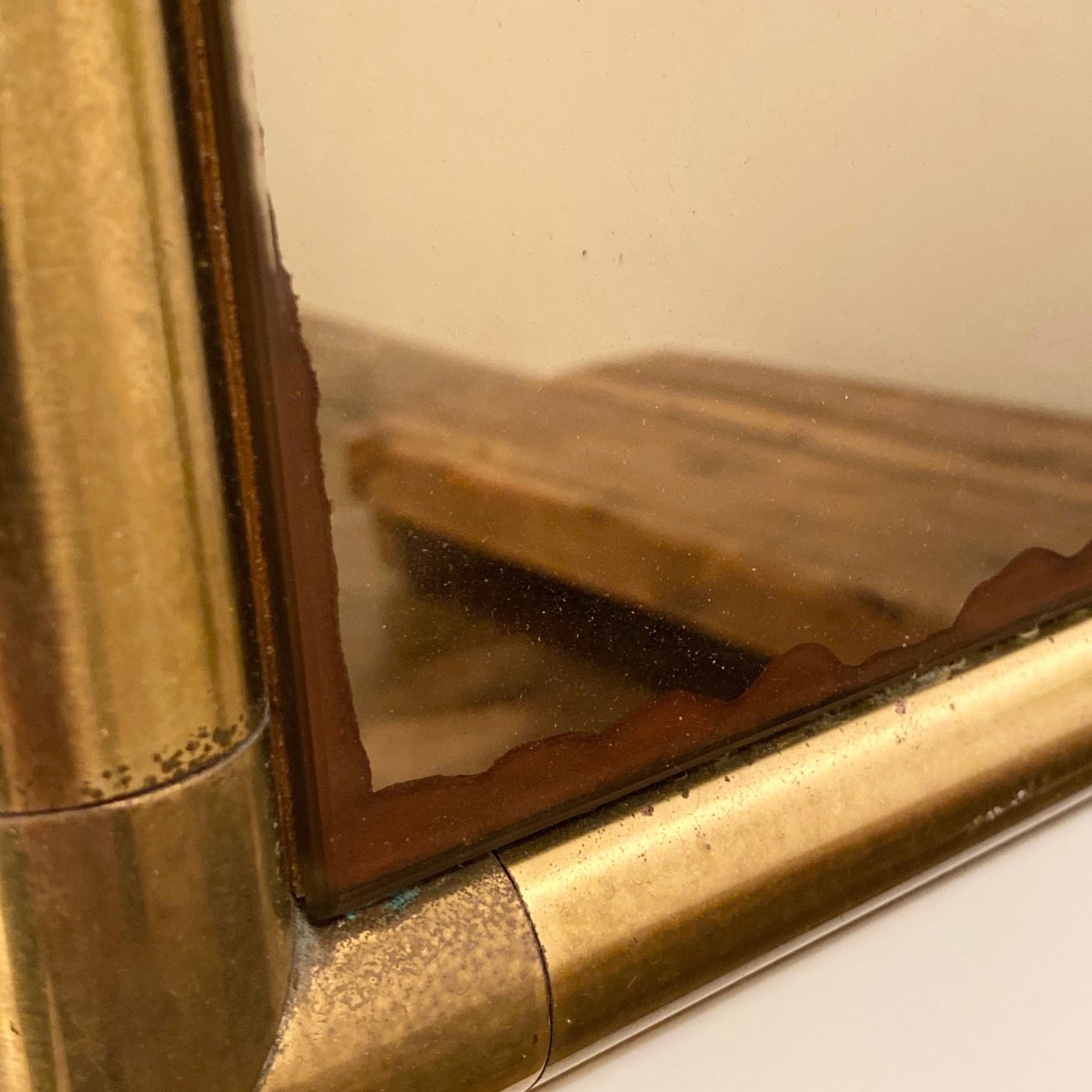 objet-vagabond-copper-mirror0005