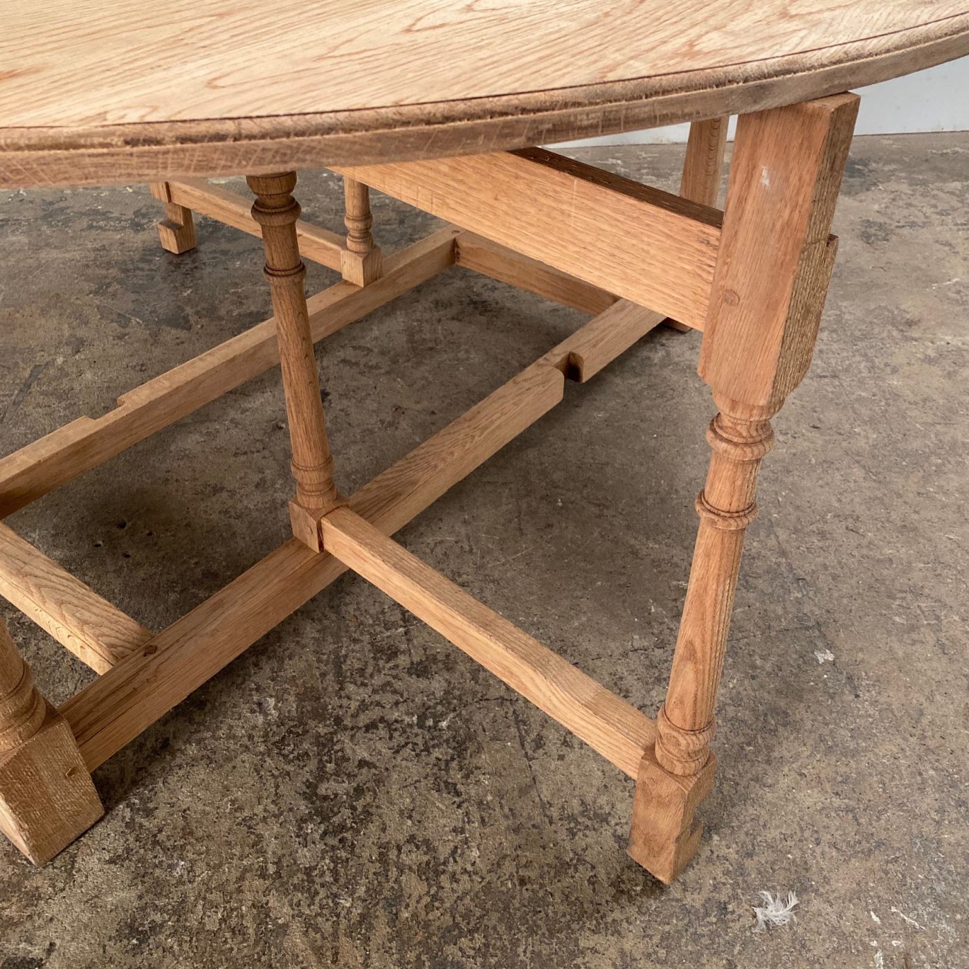 objet-vagabond-gateleg-table0003