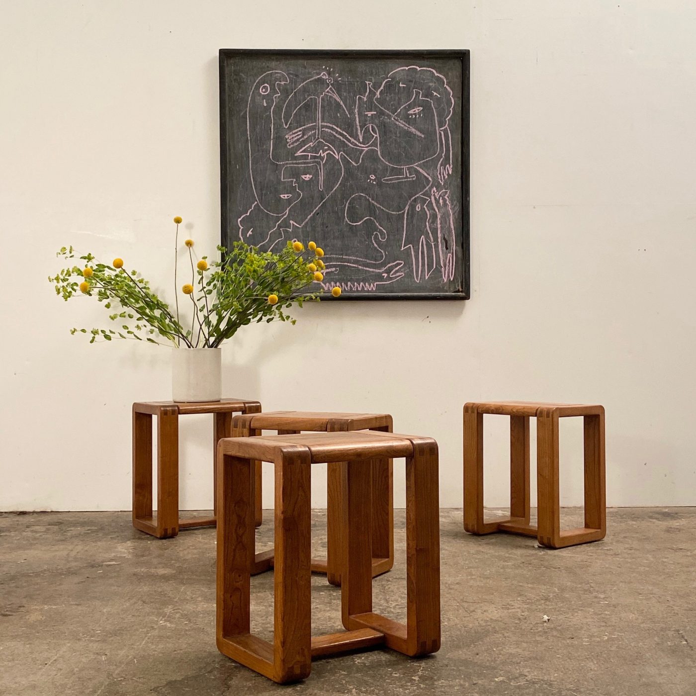 objet-vagabond-massive-stools0001