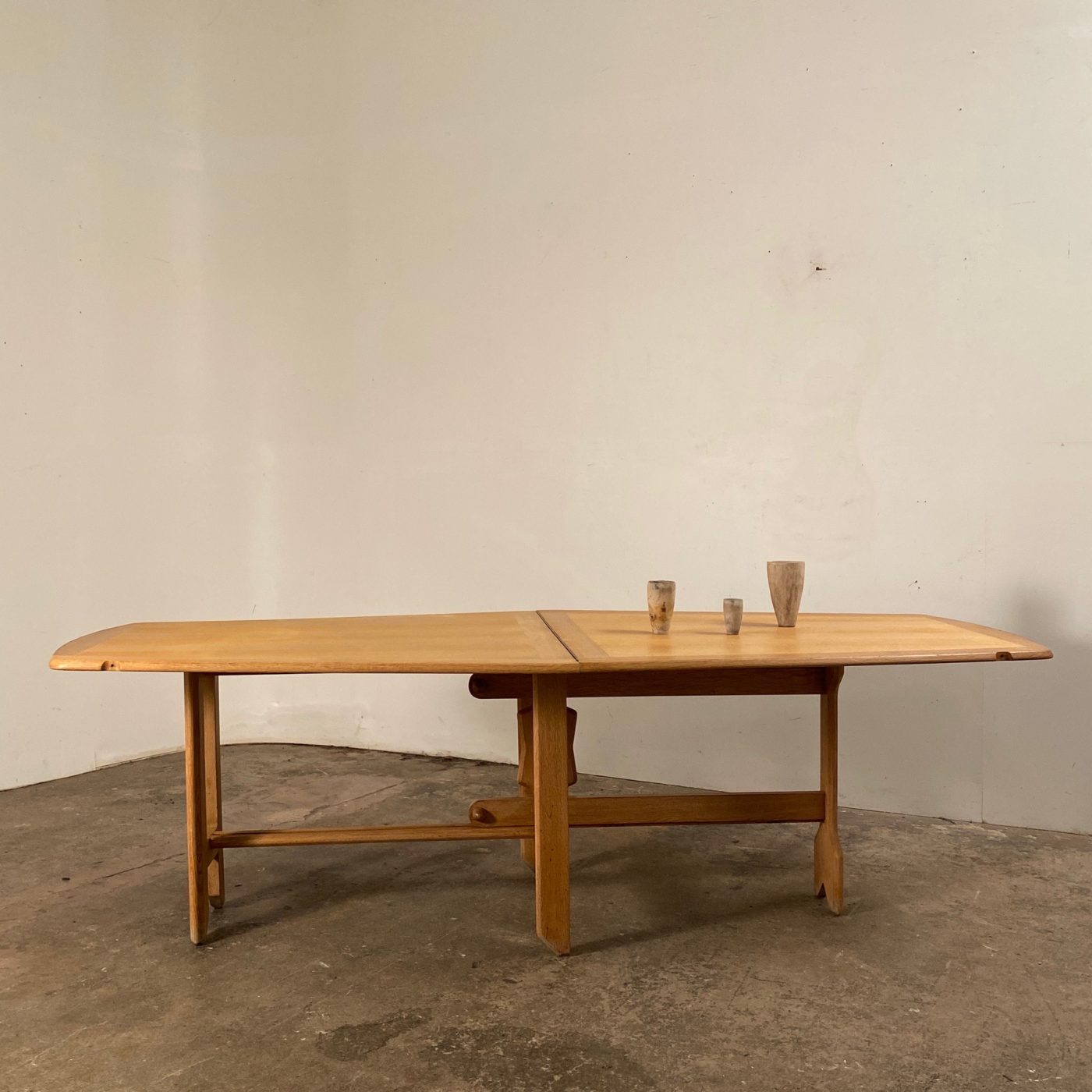 objet-vagabond-midcentury-table0007