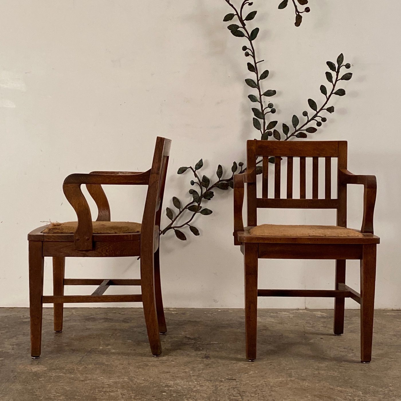 objet-vagabond-oak-chairs0000