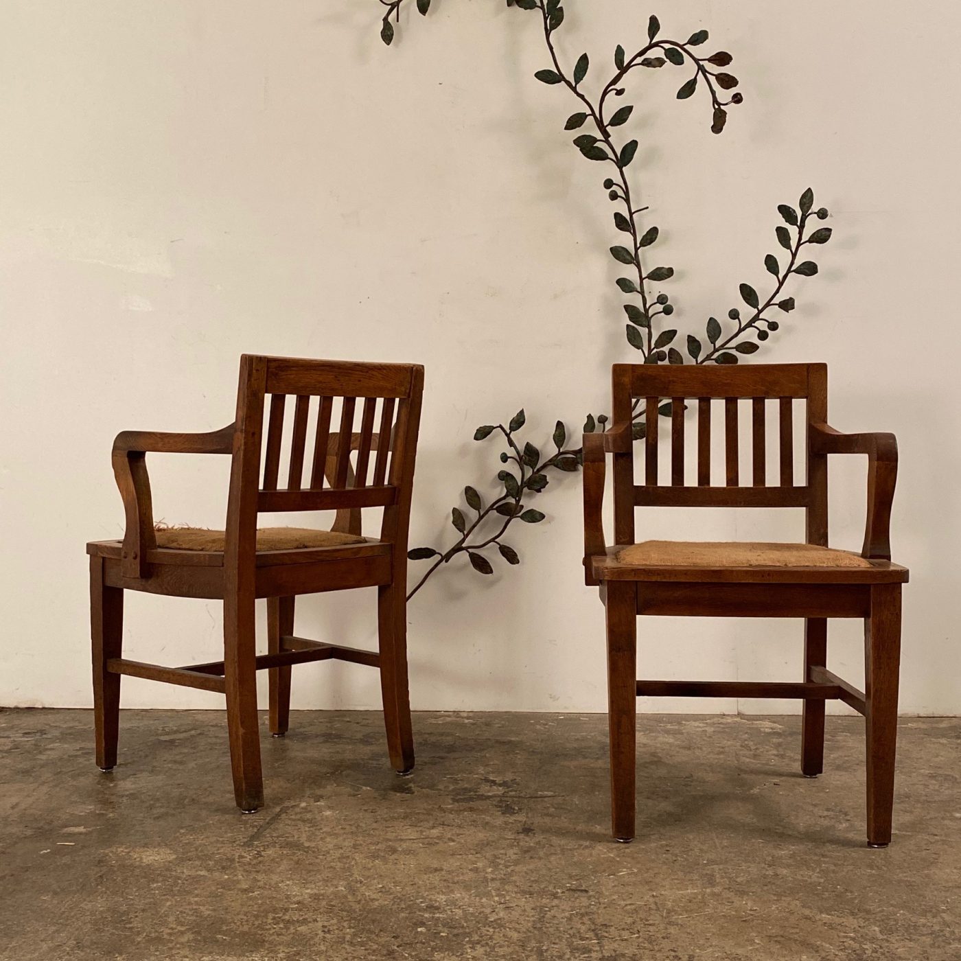 objet-vagabond-oak-chairs0005