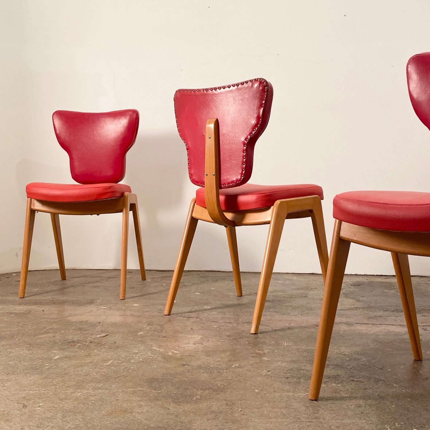 objet-vagabond-vintage-chairs0000