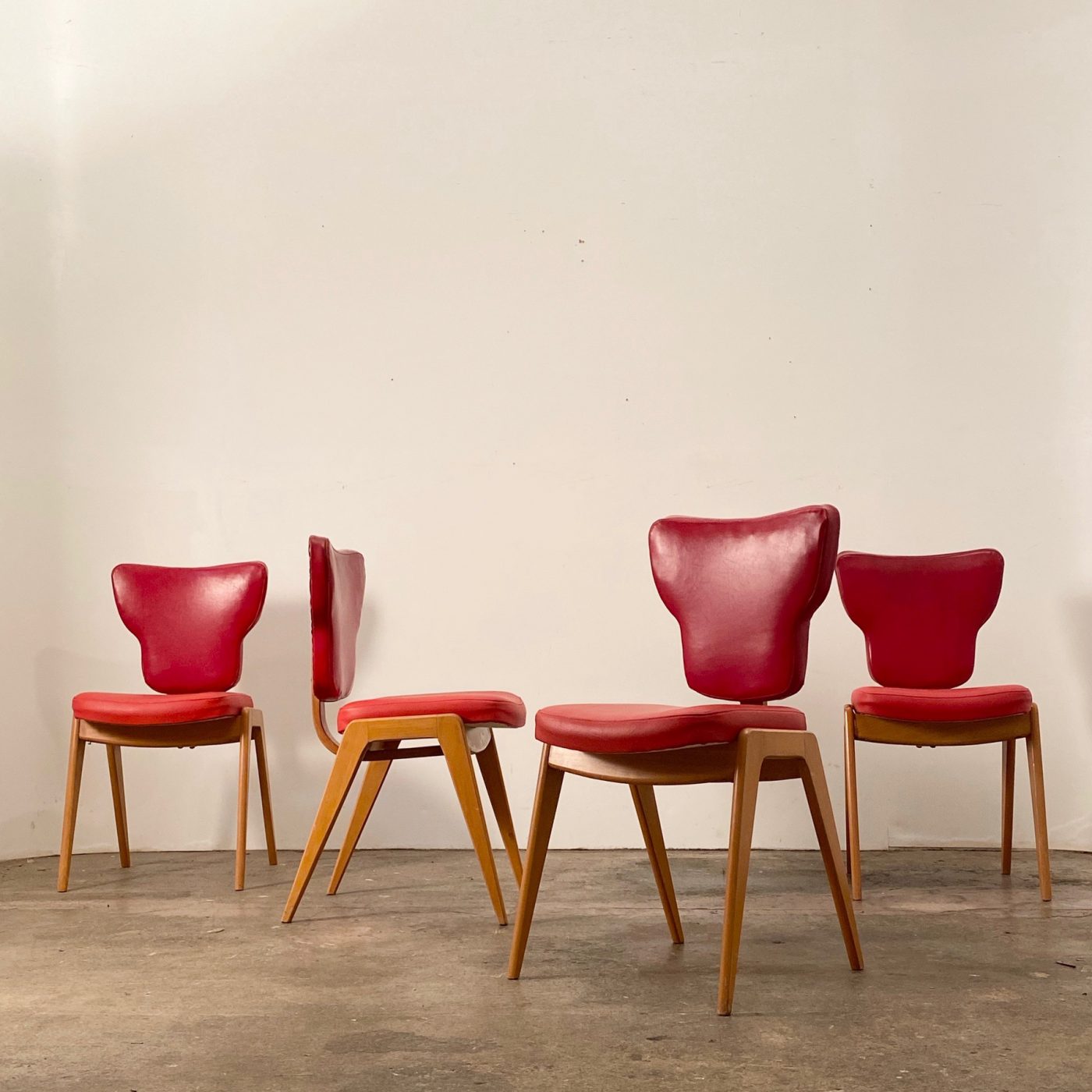 objet-vagabond-vintage-chairs0006