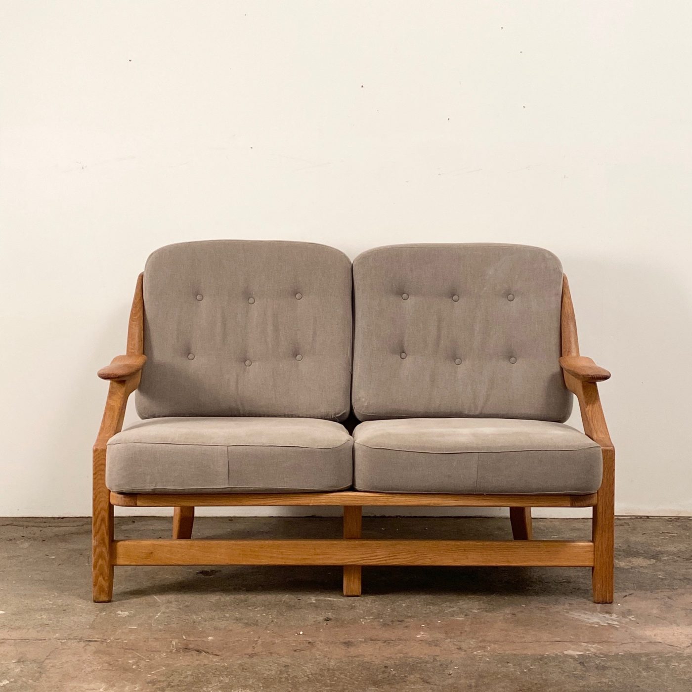 objet-vagabond-midcentury-sofa0001