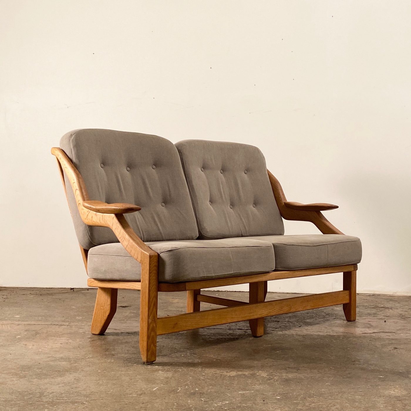 objet-vagabond-midcentury-sofa0005