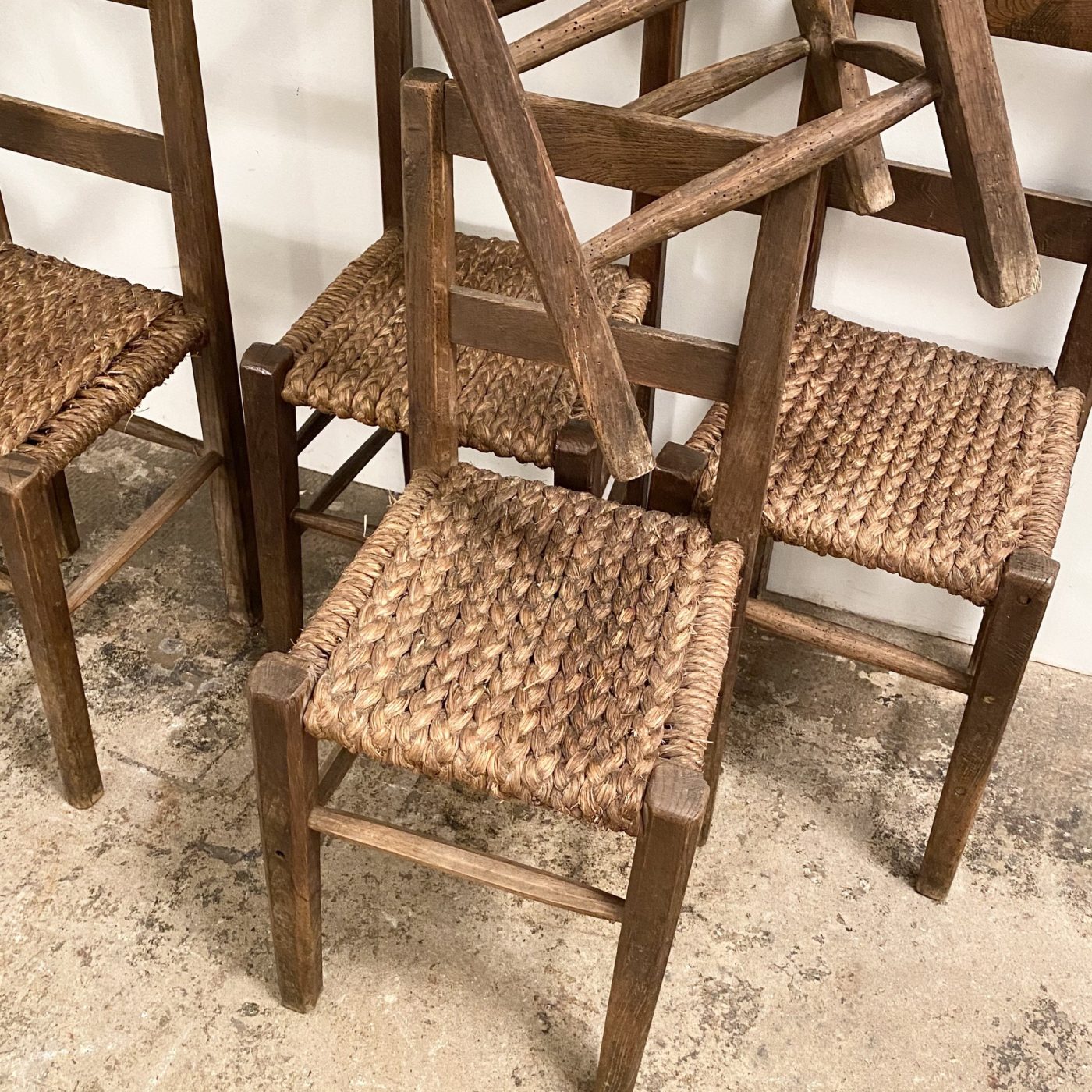 objet-vagabond-naive-chairs0015