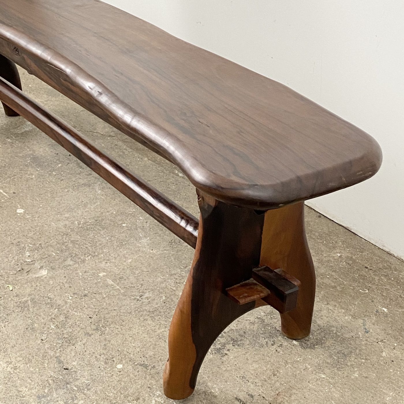 objet-vagabond-olive-benches0008