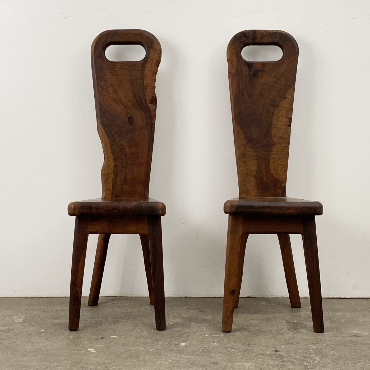 objet-vagabond-olive-chairs0004