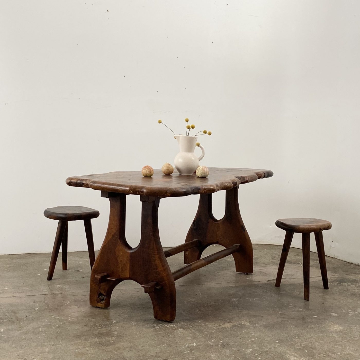 objet-vagabond-olive-table0002