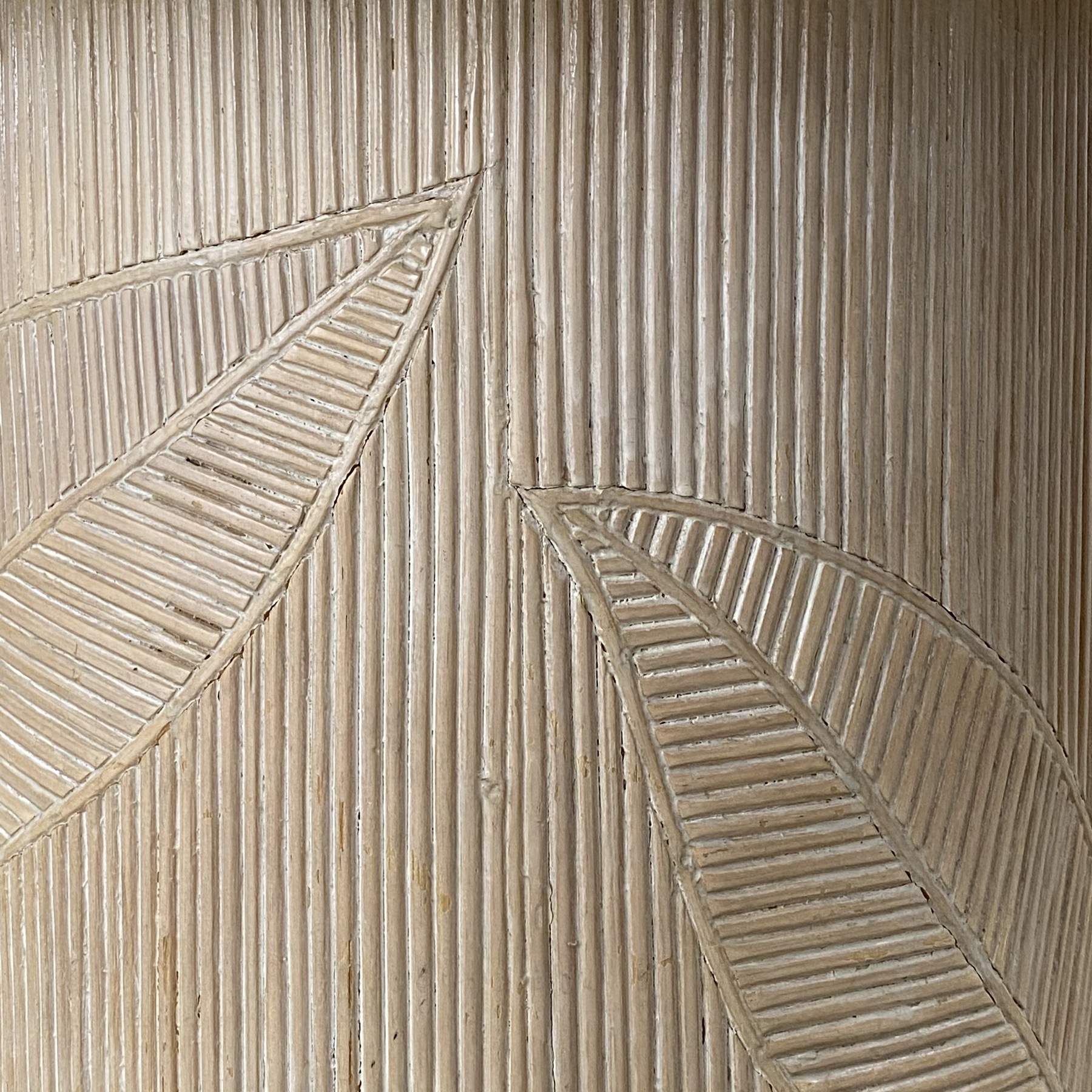 objet-vagabond-rattan-table0001