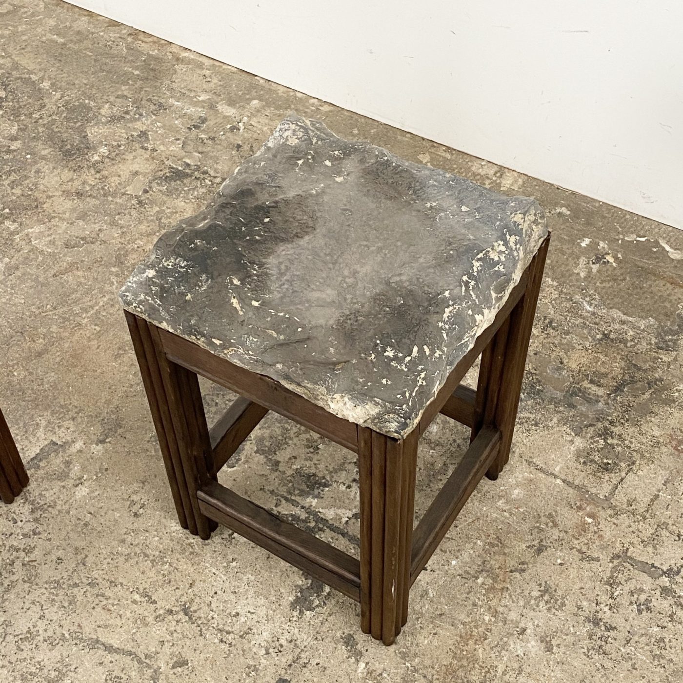 objet-vagabond-stone-tables0002