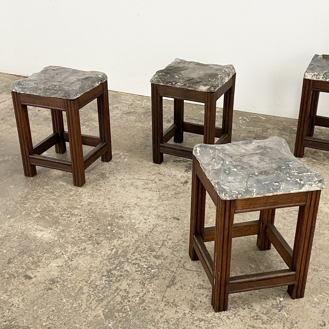 objet-vagabond-stone-tables0005