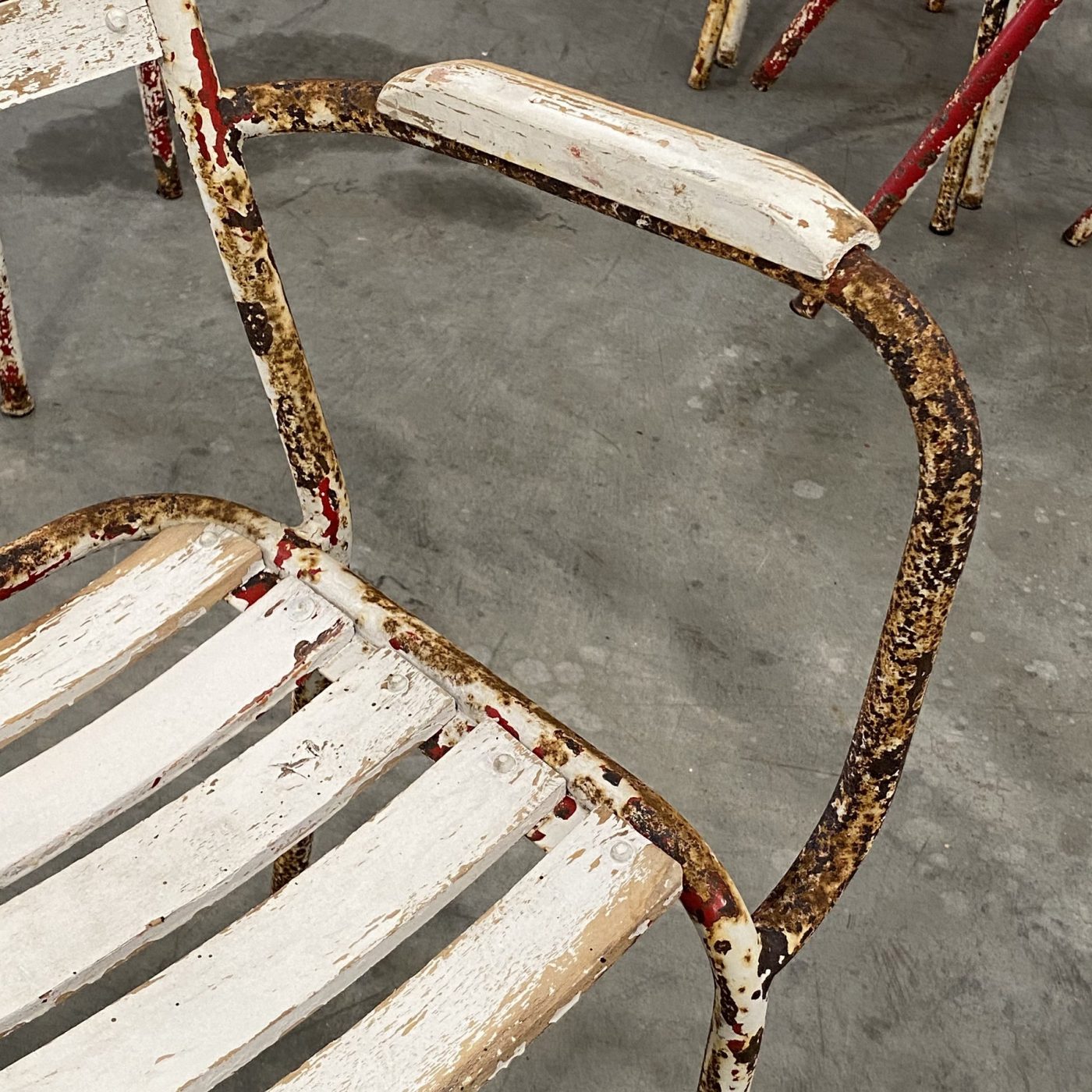 objet-vagabond-bistrot-chairs0004