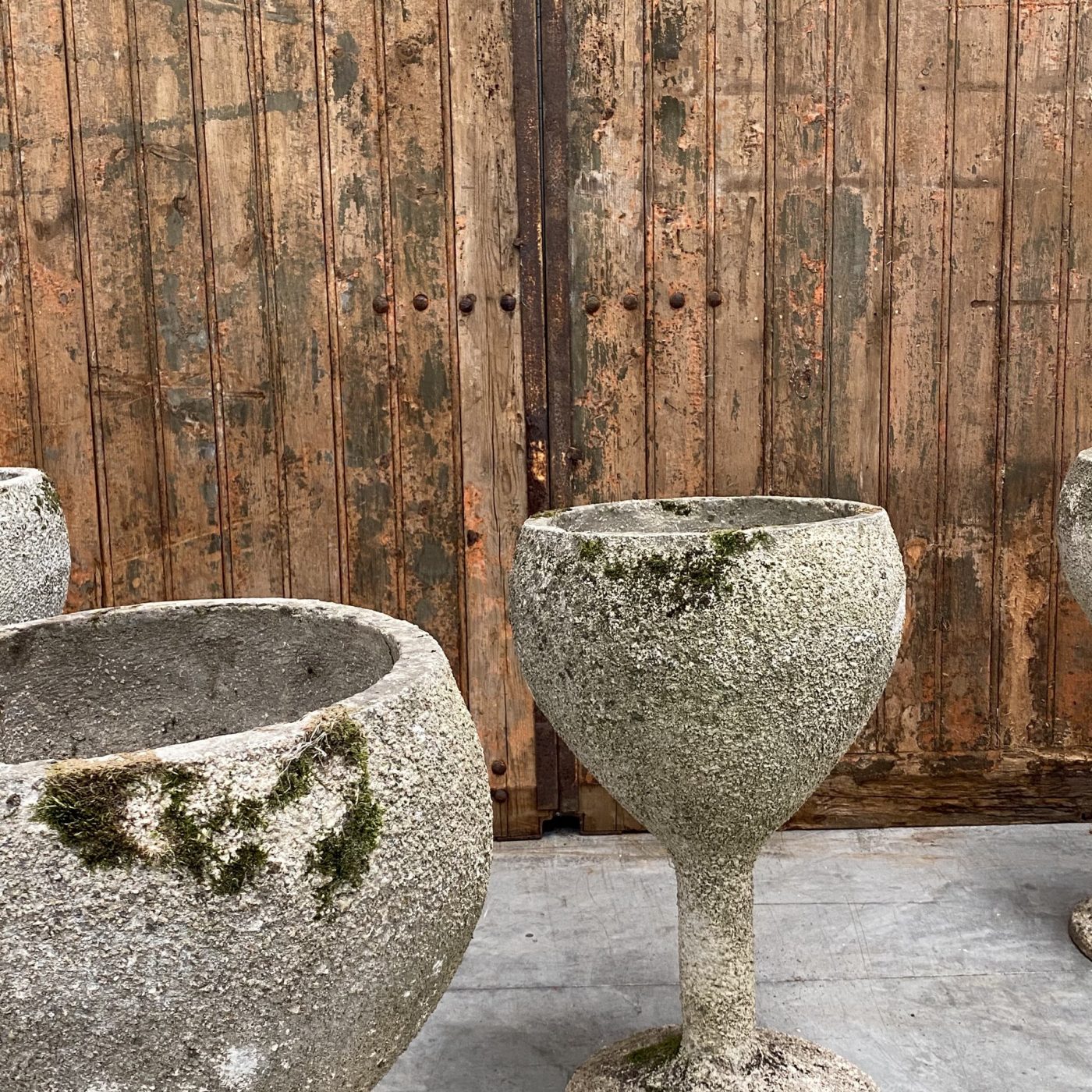 objet-vagabond-concrete-planters0002