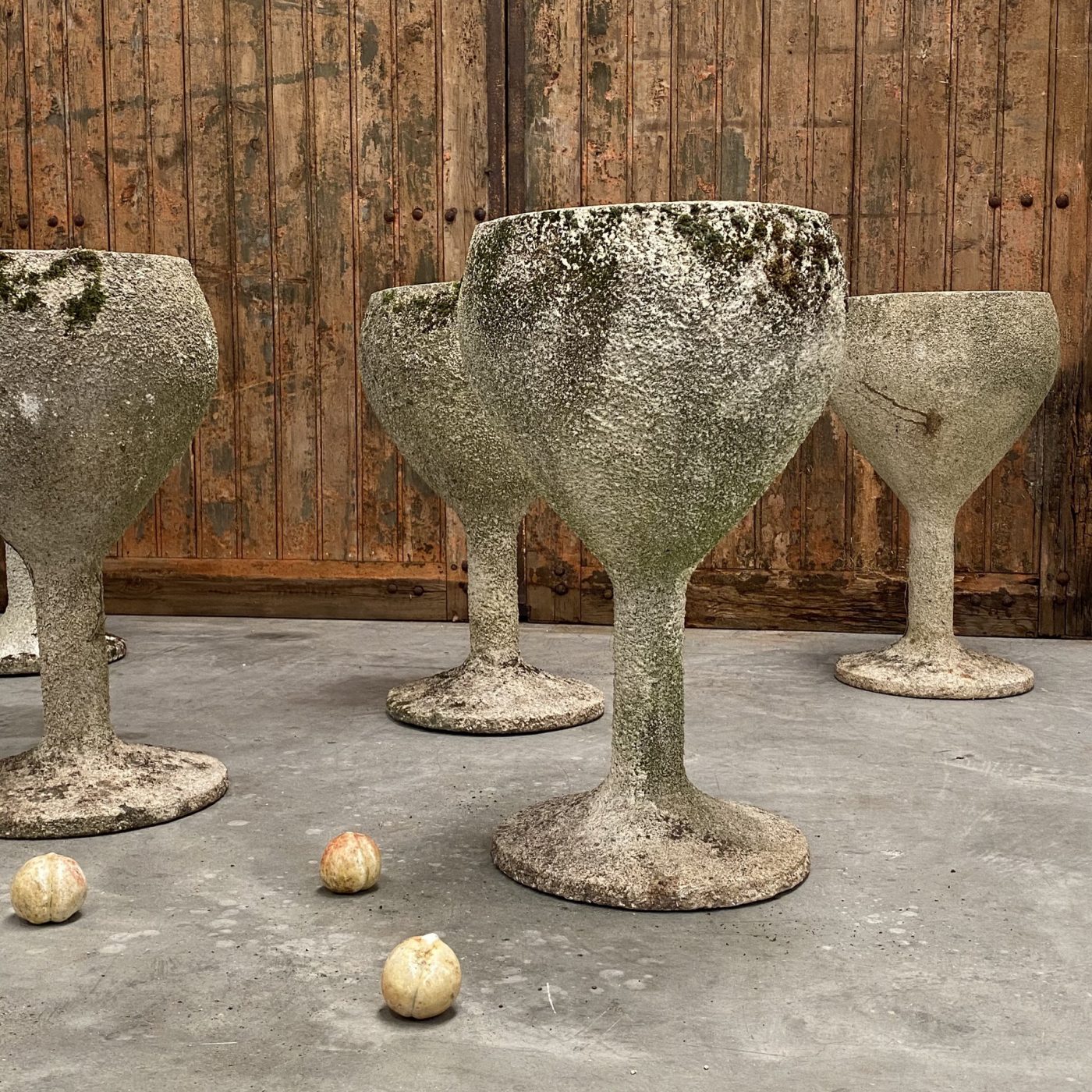 objet-vagabond-concrete-planters0004