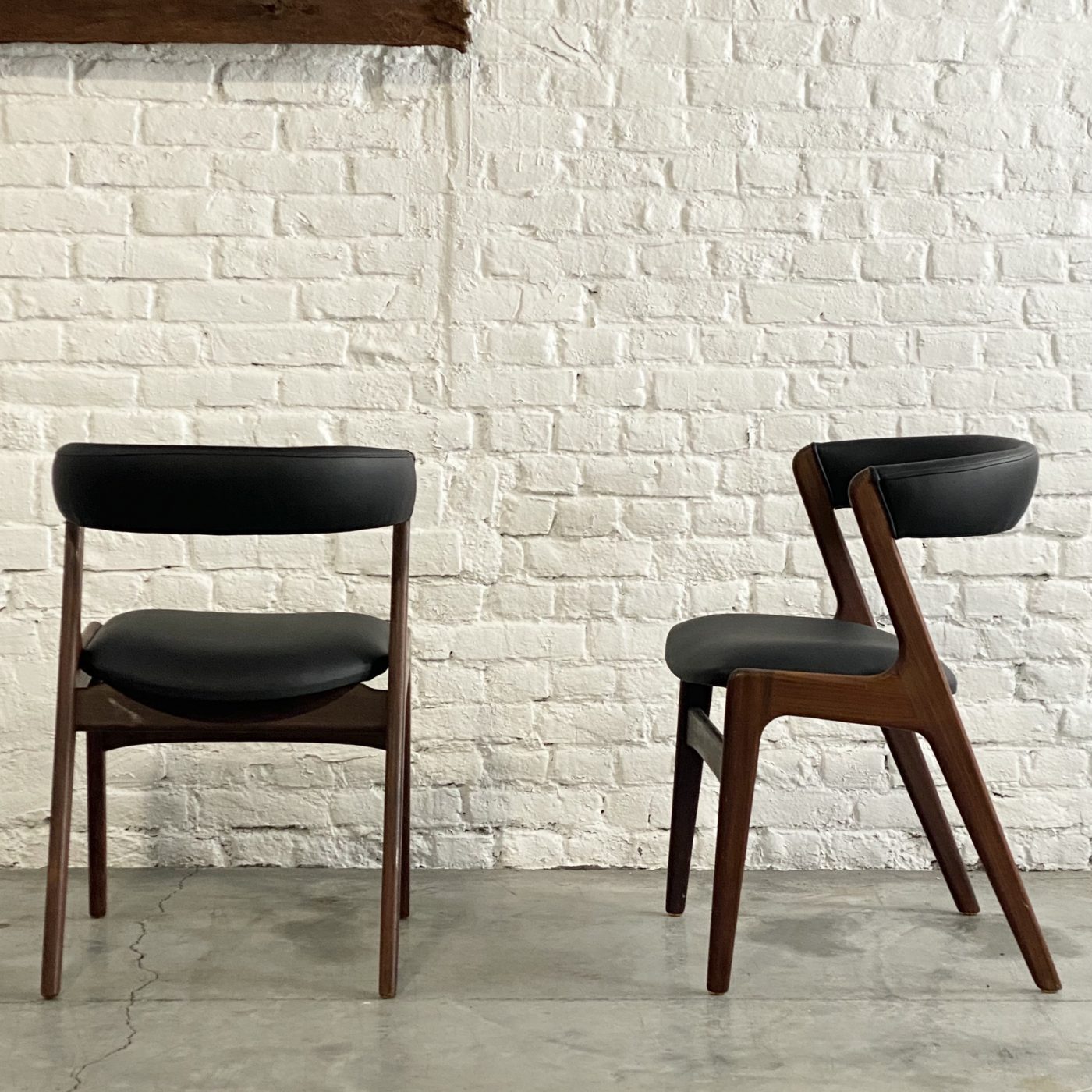 objet-vagabond-danish-chairs0004