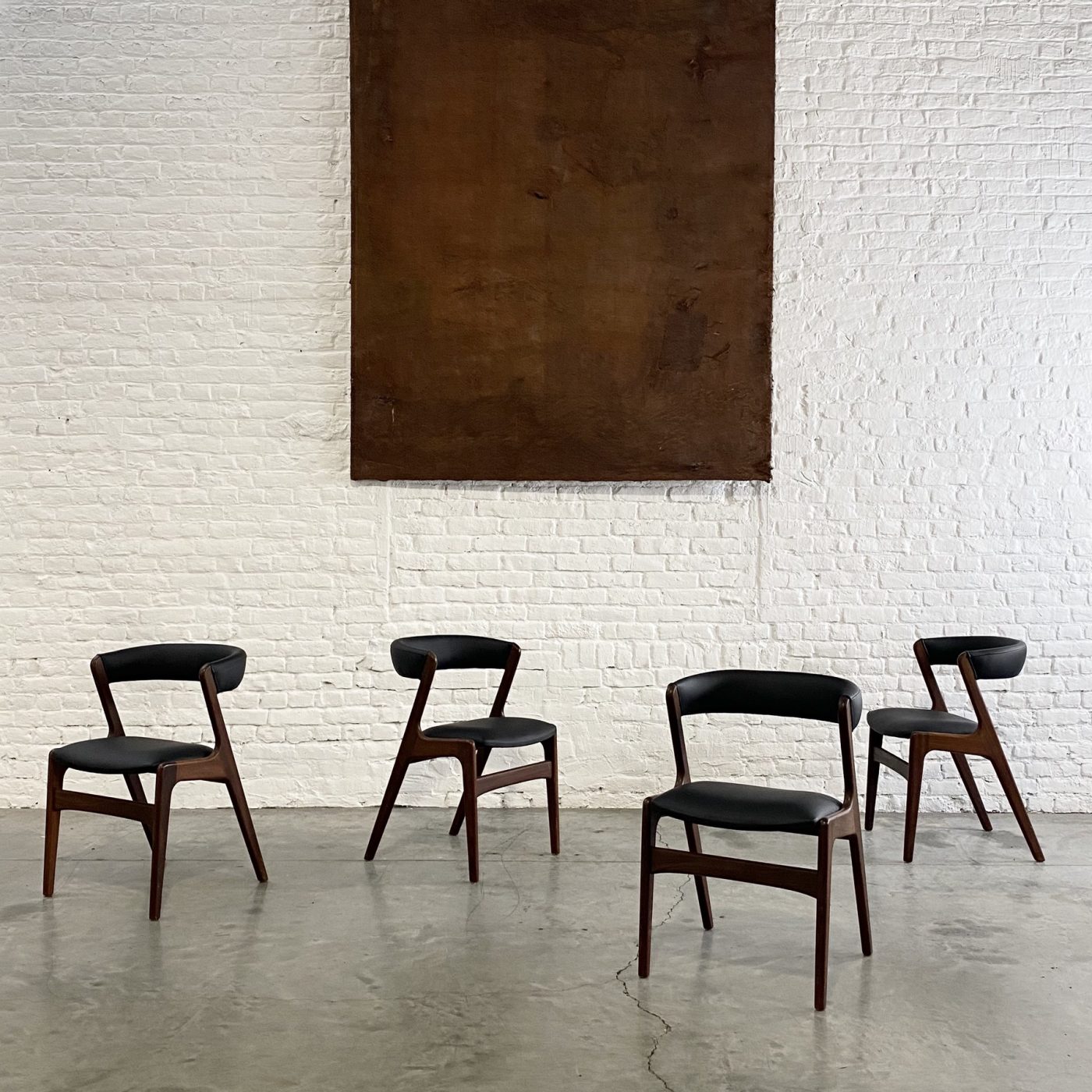 objet-vagabond-danish-chairs0007