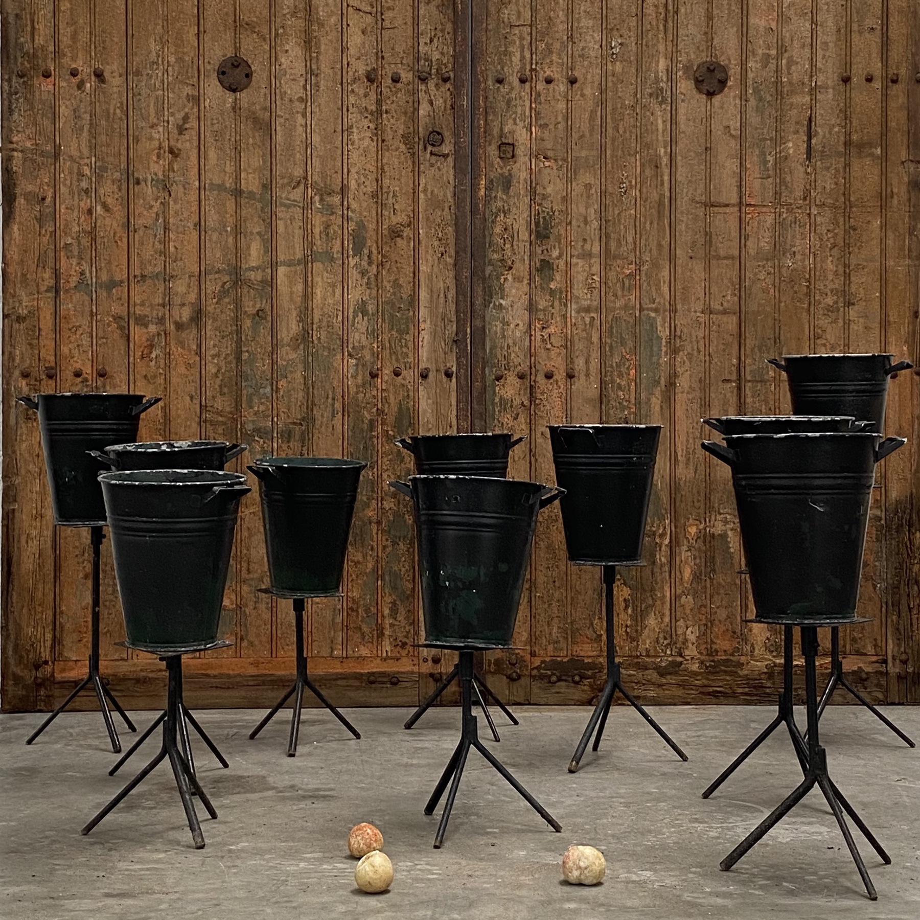 objet-vagabond-flower-stand0003