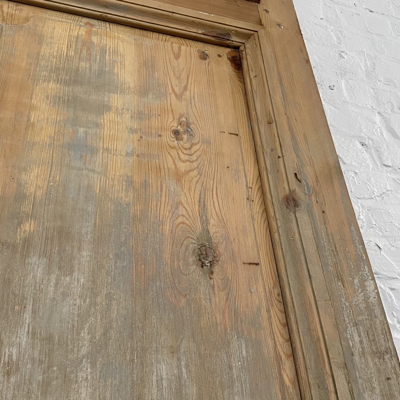 objet-vagabond-painted-doors0000