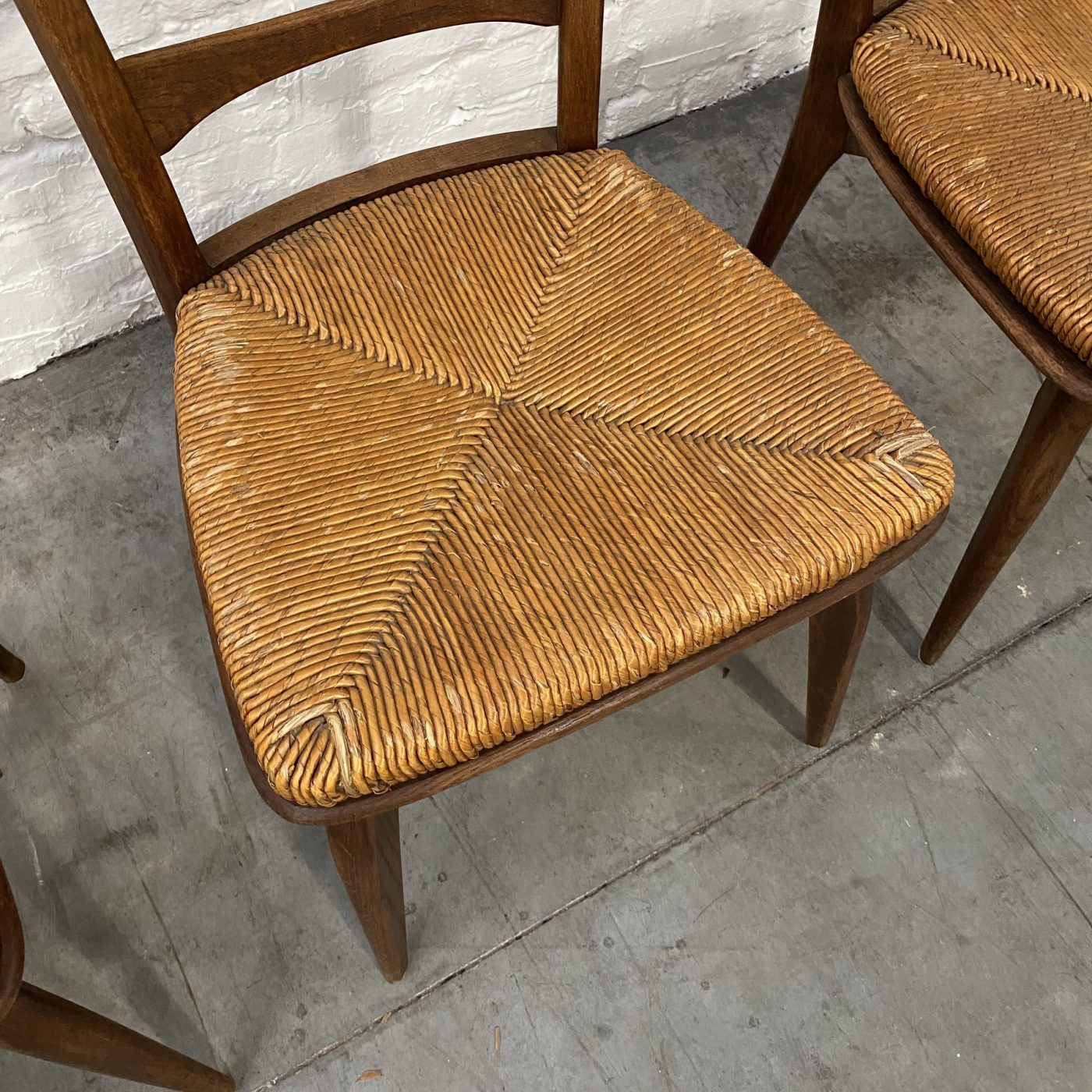 objet-vagabond-vintage-chairs0003