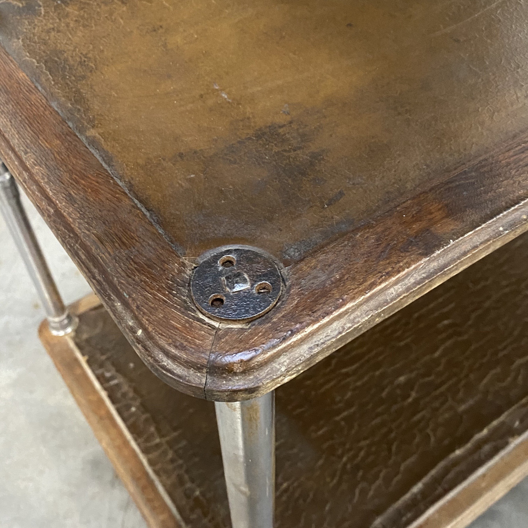 objet-vagabond-draper-console0009