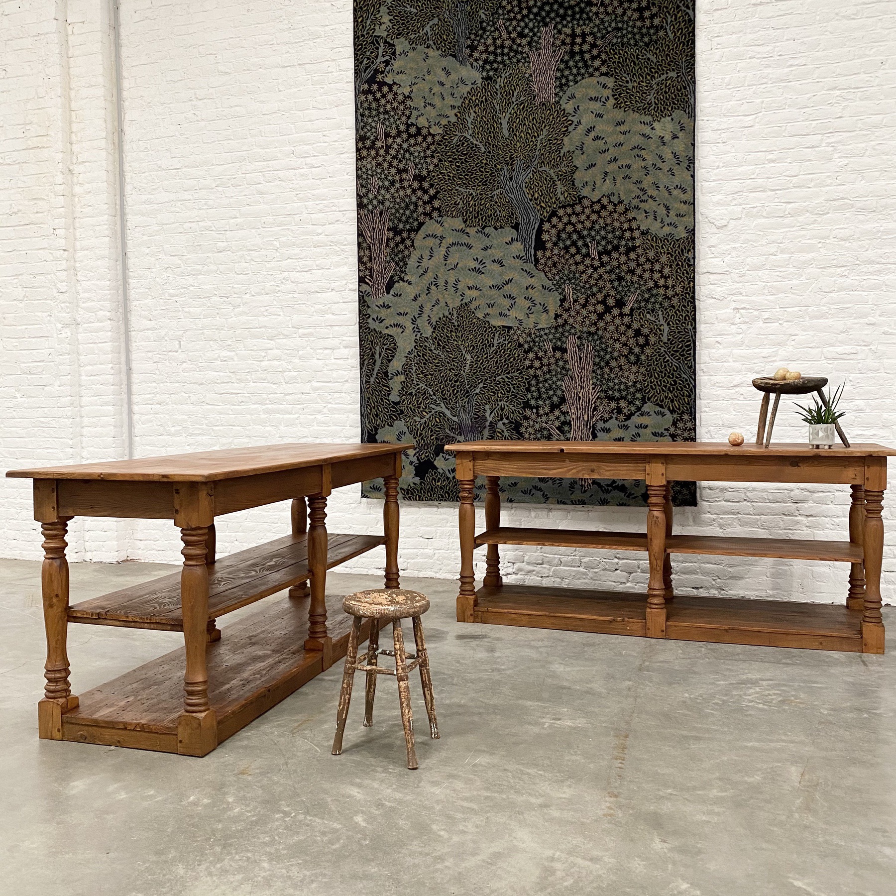 objet-vagabond-drpaer-tables0000