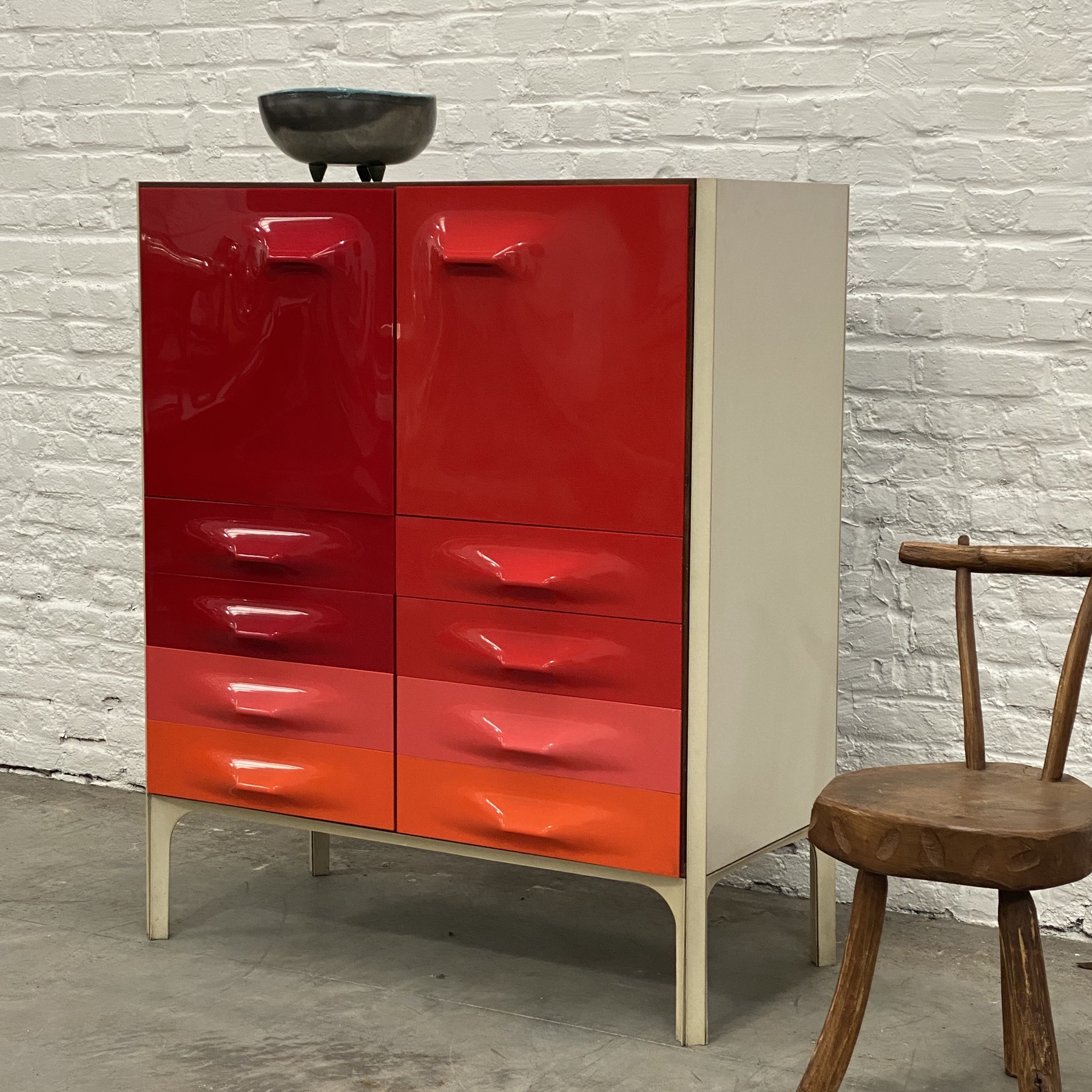 objet-vagabond-loewy-buffet0001