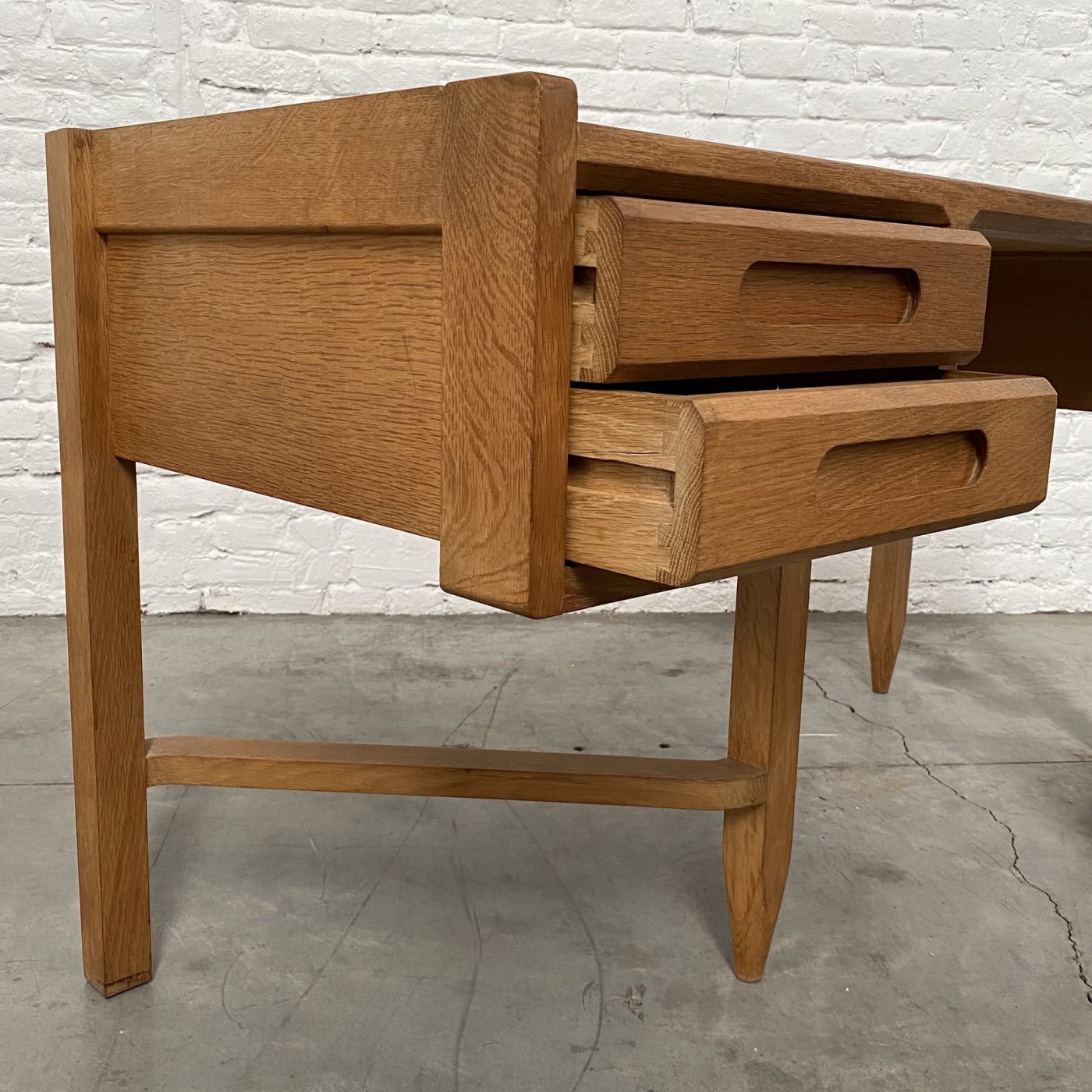 objet-vagabond-midcentury-desk0001