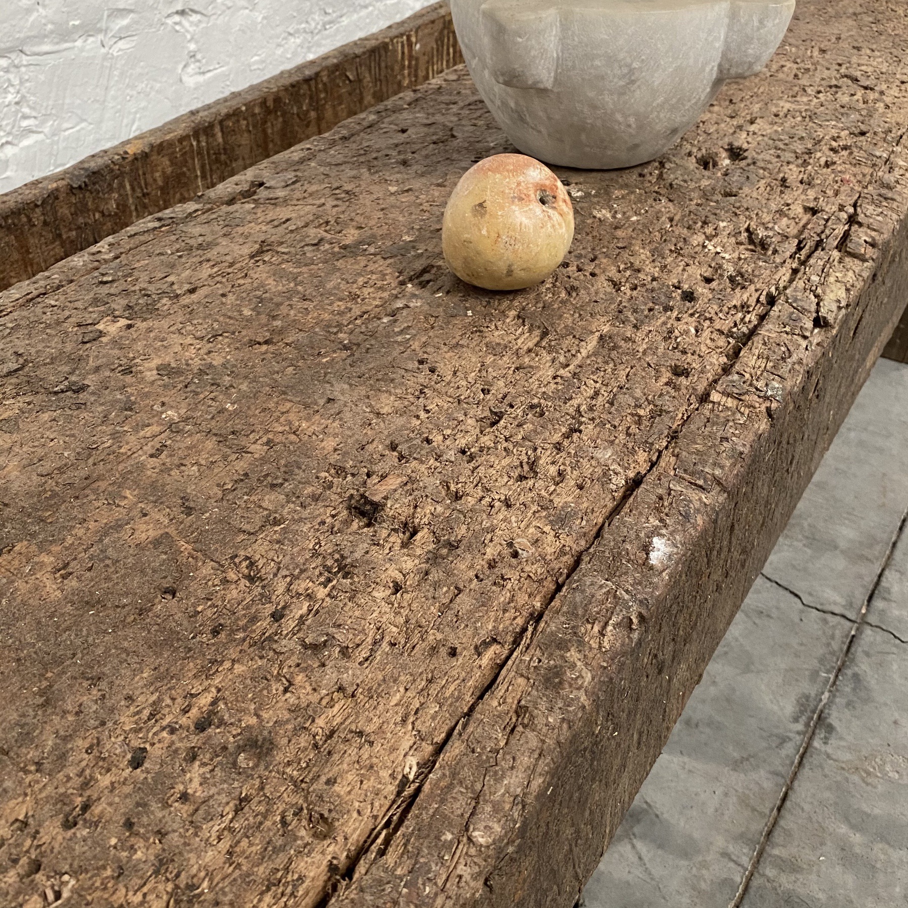 objet-vagabond-primitive-coffeetable0003