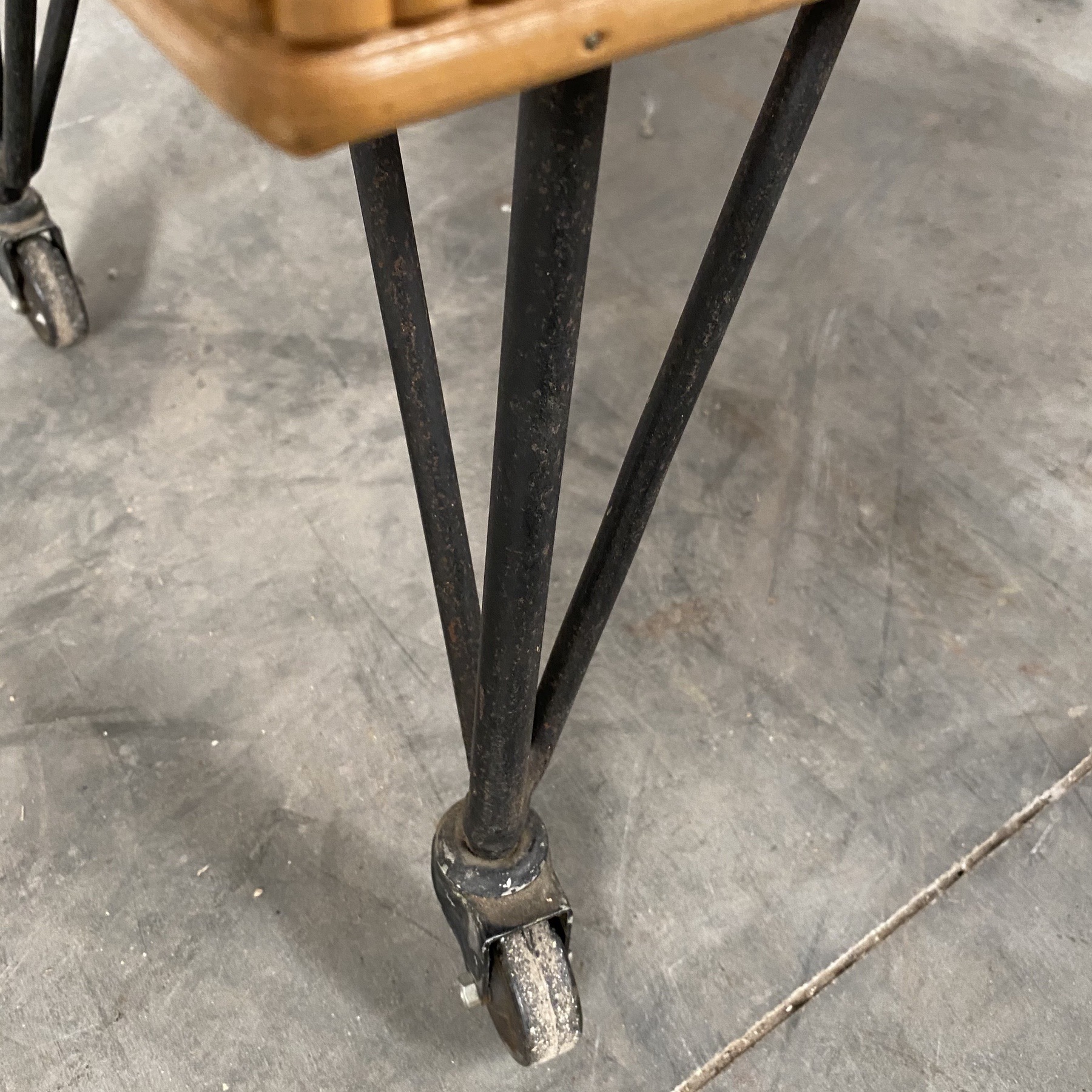 objet-vagabond-rattan-cabinet0002