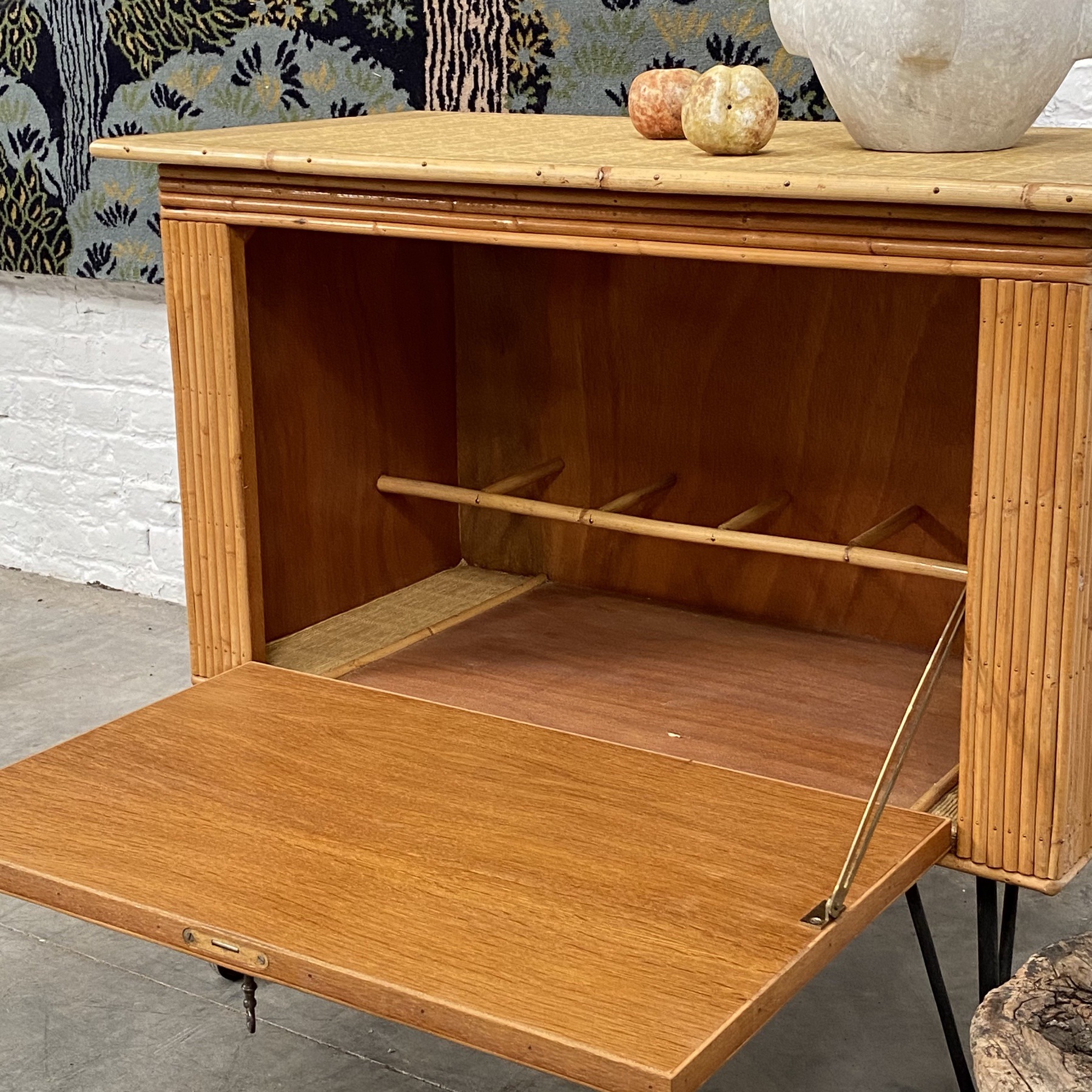 objet-vagabond-rattan-cabinet0006