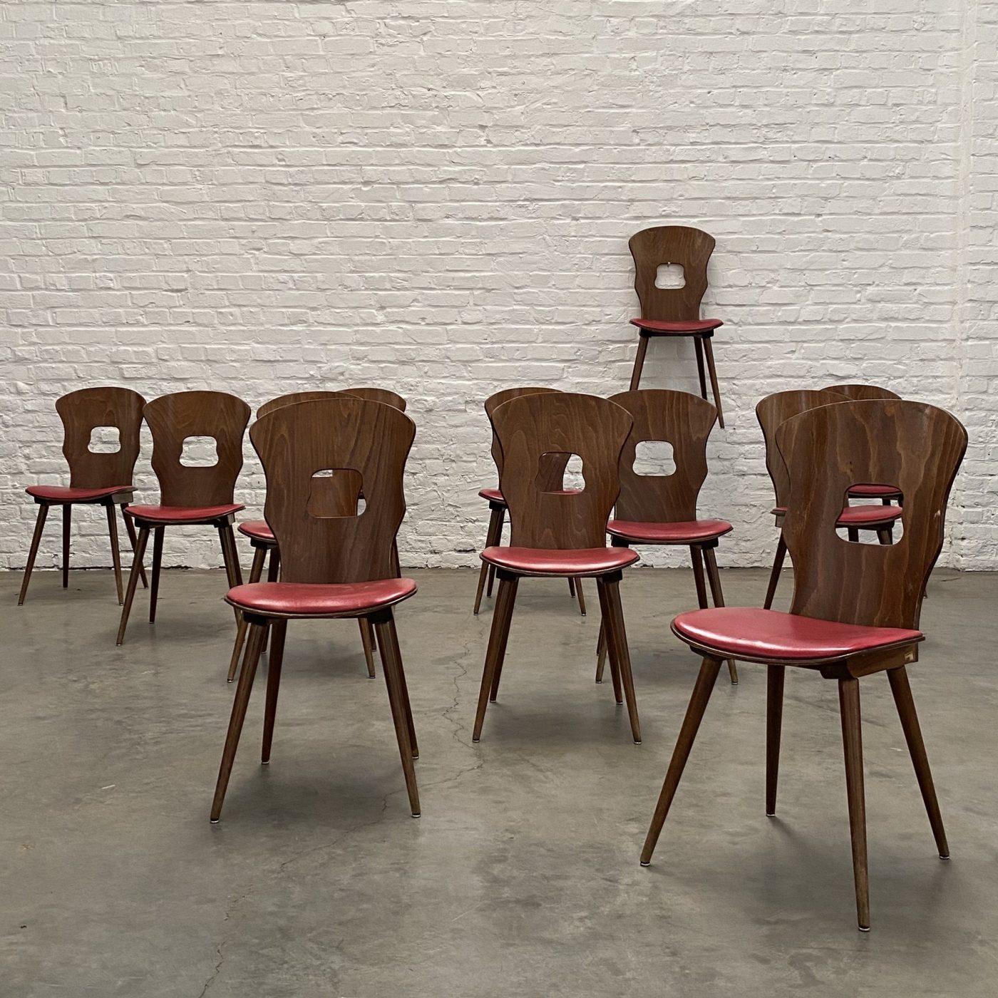 objet-vagabond-baumann-chairs0003
