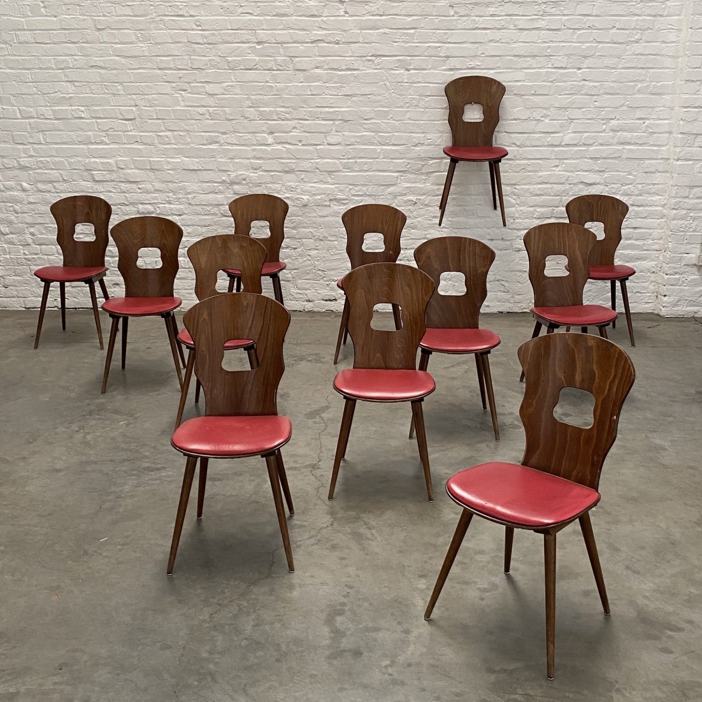 objet-vagabond-baumann-chairs0005