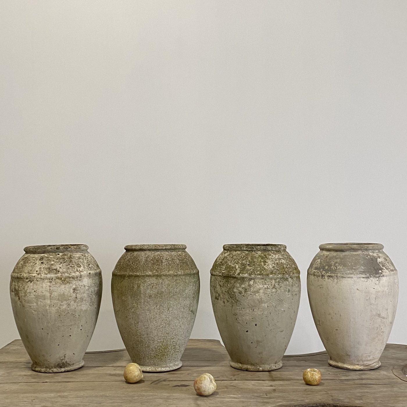 objet-vagabond-concrete-planters0004