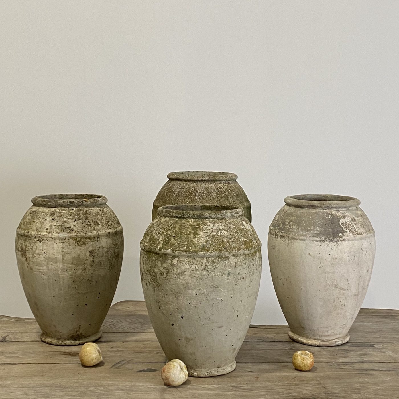 objet-vagabond-concrete-planters0005