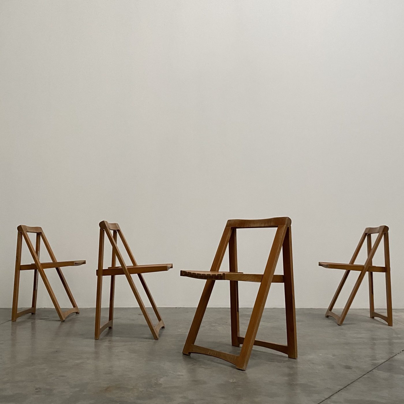 objet-vagabond-folding-chairs0003