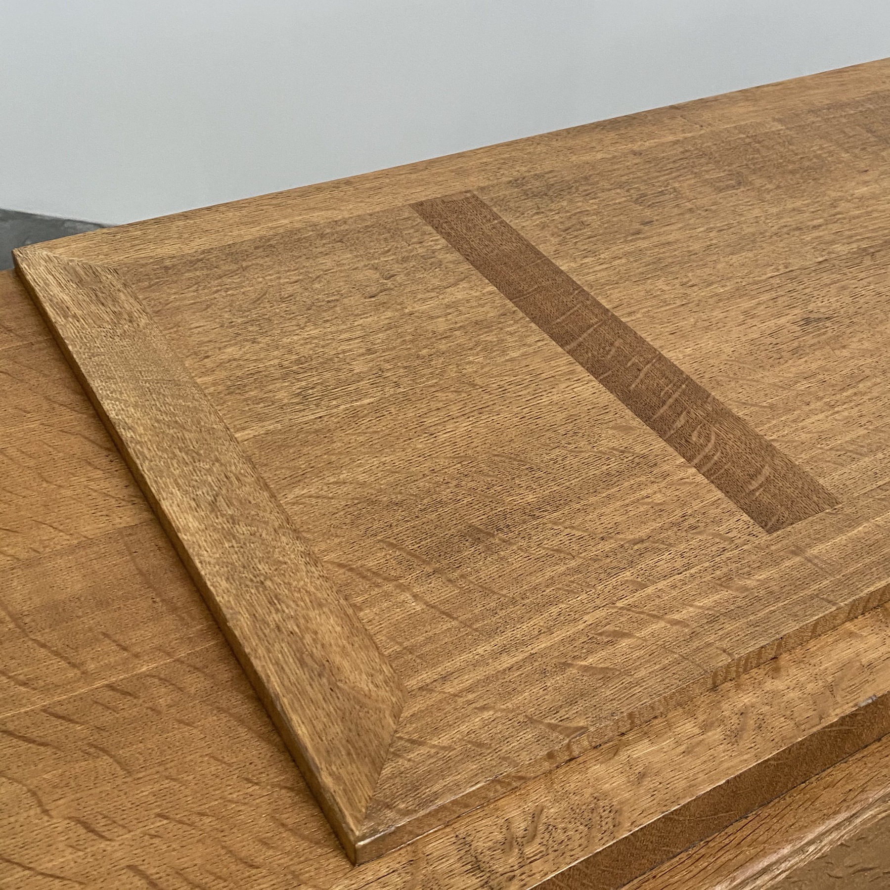 objet-vagabond-midcentury-sideboard0000